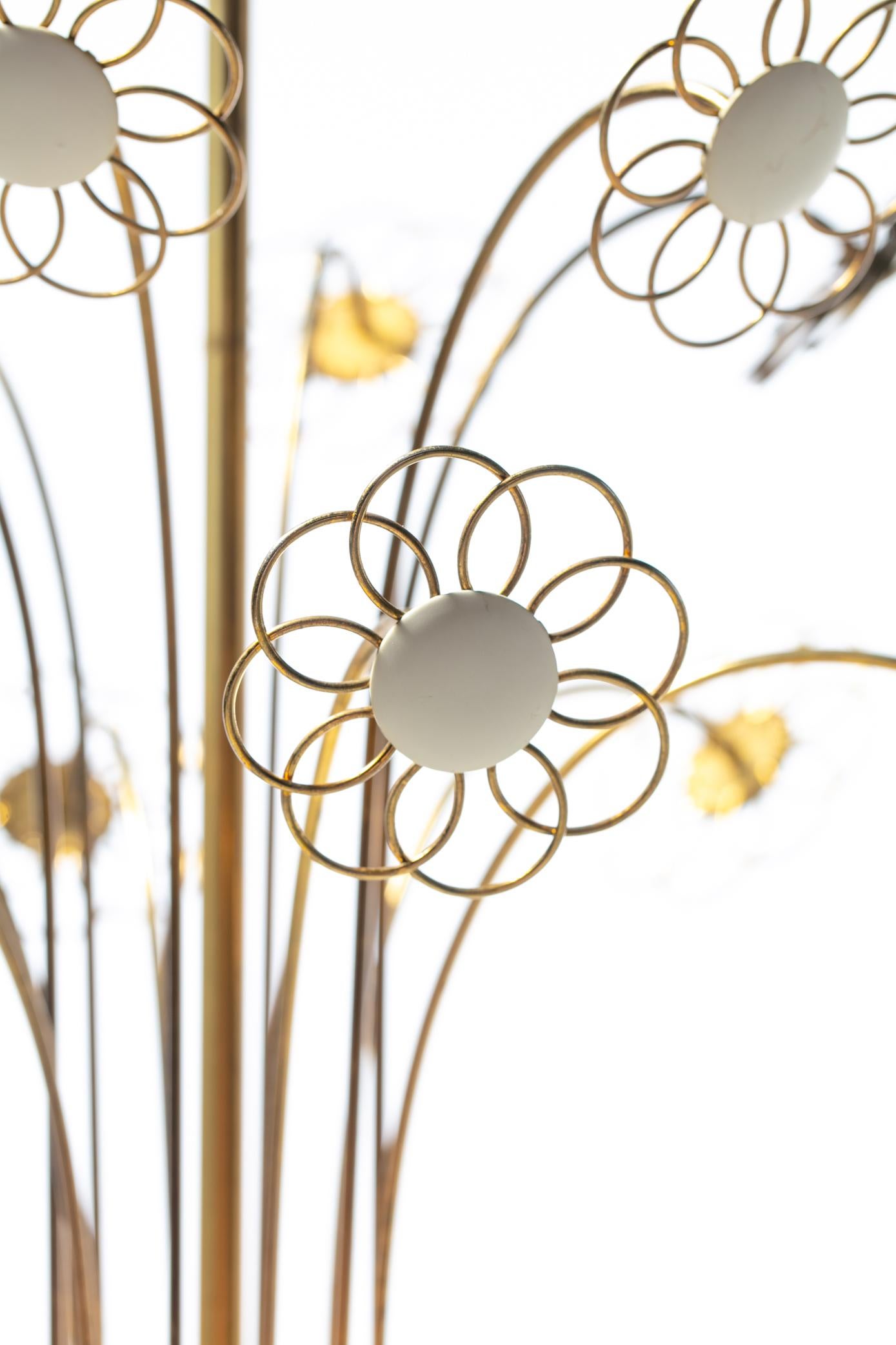 Mid-20th Century 1950s Paavo Tynell Style Blooming Brass & White Daisies Chandelier by Lightolier For Sale