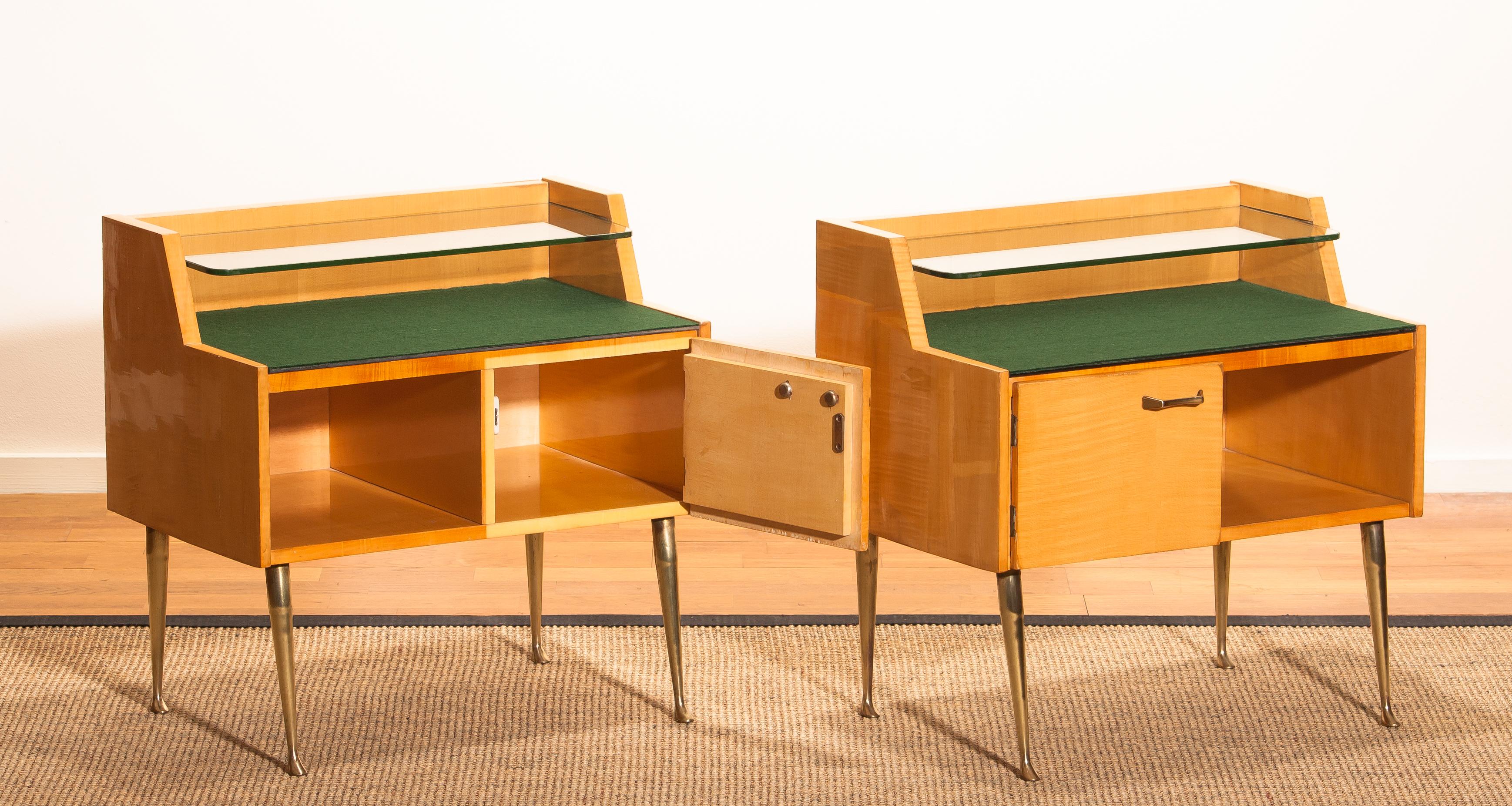 1950s, Pair Italian Nightstands in Maple with Brass Legs by Paolo Buffa 1