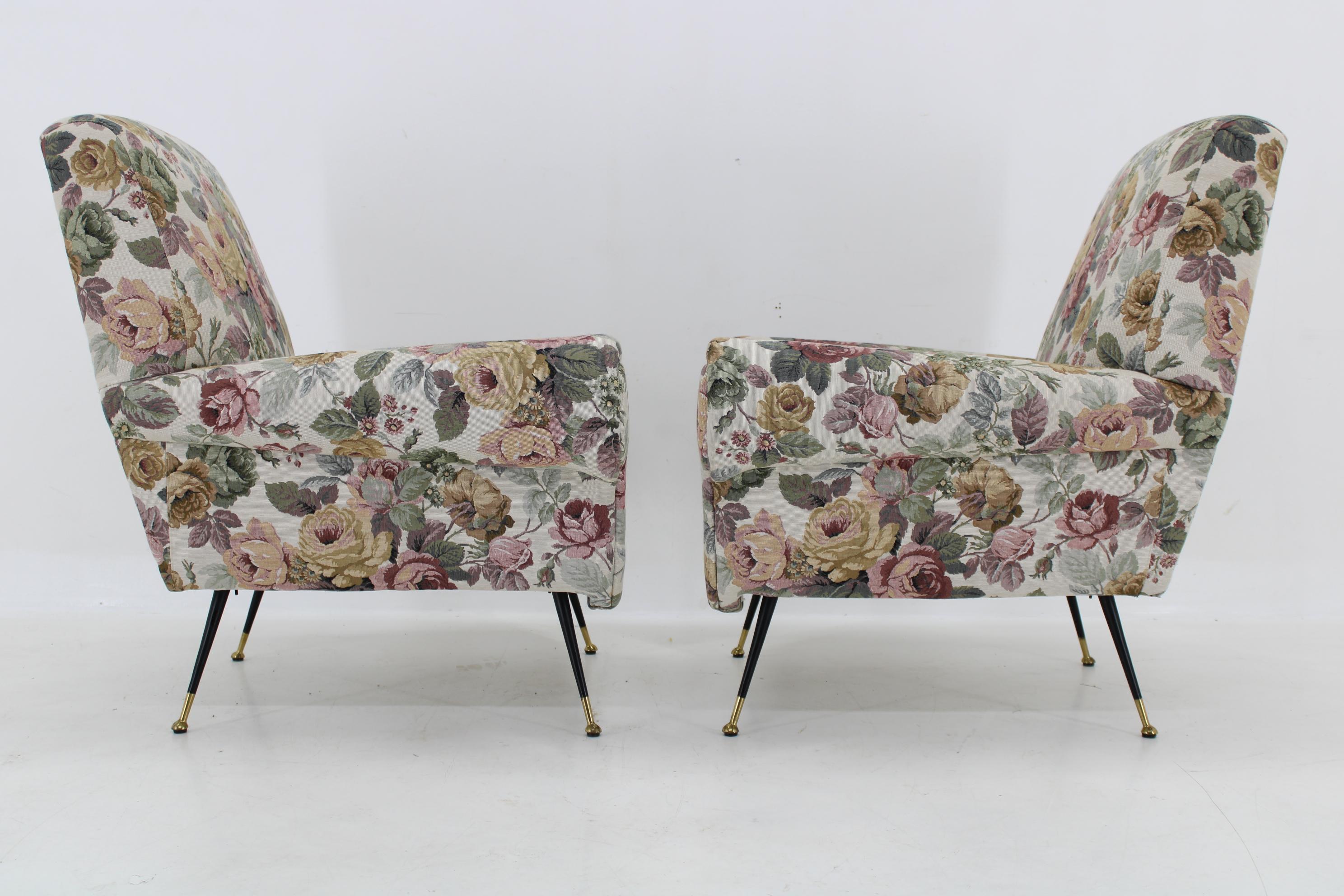 1950s Pair of Armchair, Italy In Good Condition For Sale In Praha, CZ