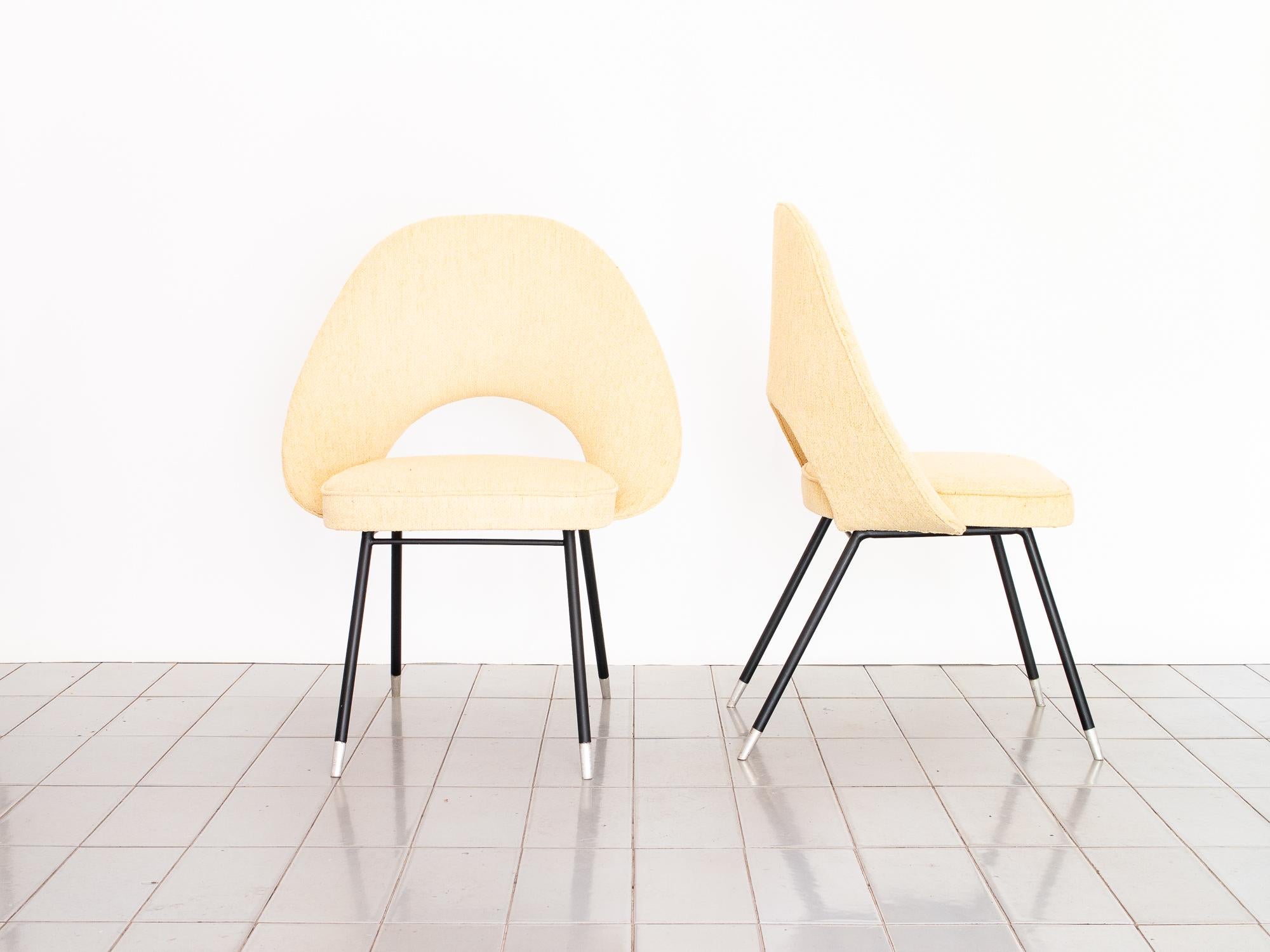 1950s Pair of Armchairs in Iron and Bouclé, Brazilian Mid-Century Modern (Moderne der Mitte des Jahrhunderts)