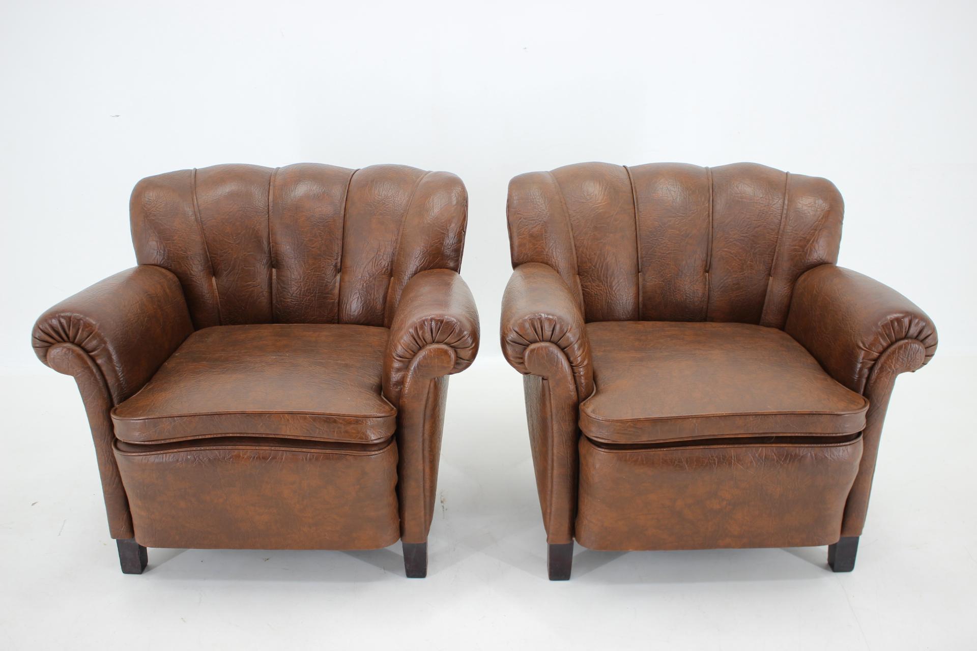 Mid-20th Century 1950s Pair of Armchairs in Leatherette, Czehoslovakia For Sale