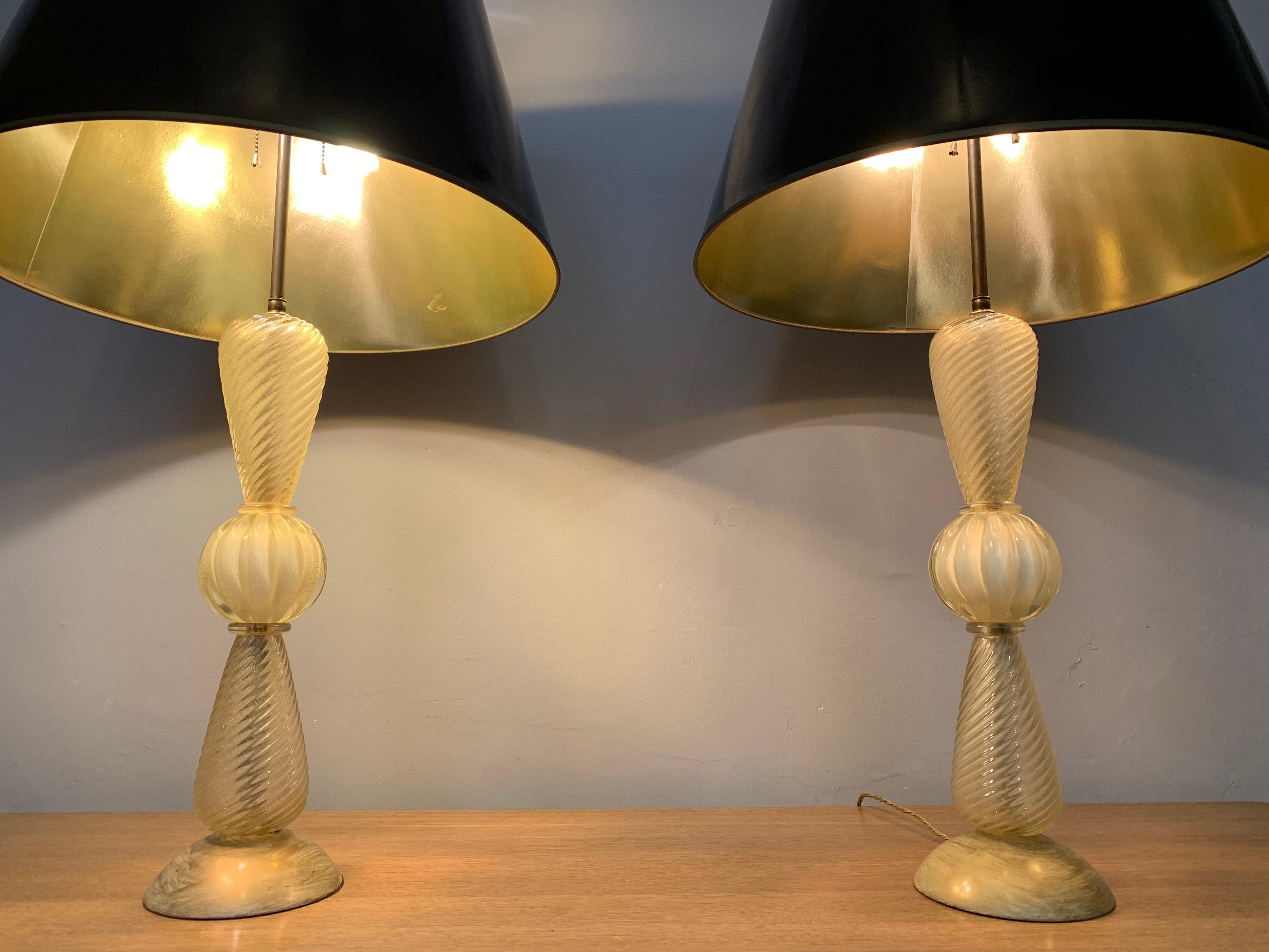 1950s Pair of Barovier & Toso Italian Murano Glass Table Lamps with Gold Flecks In Good Condition In London, GB