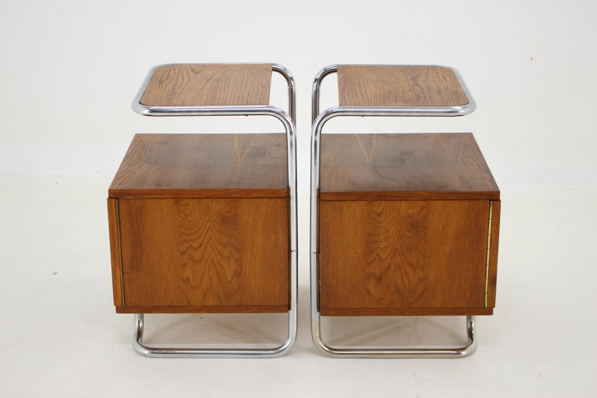 1950s Pair of Bauhaus Bedside Tables, Czechoslovakia  3