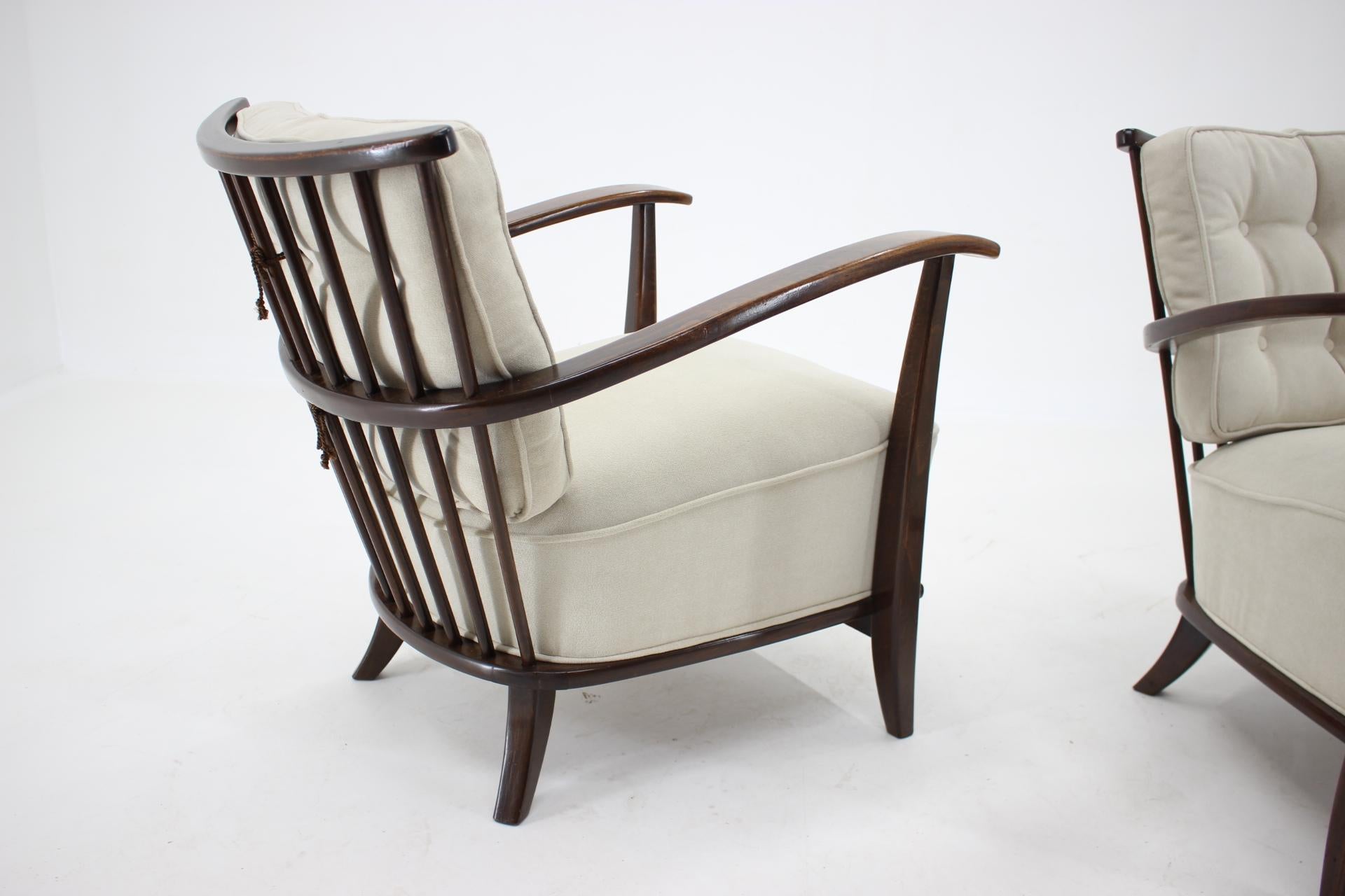 1950s Pair of Beech Armchairs by Krasna Jizba, Czechoslovakia 2