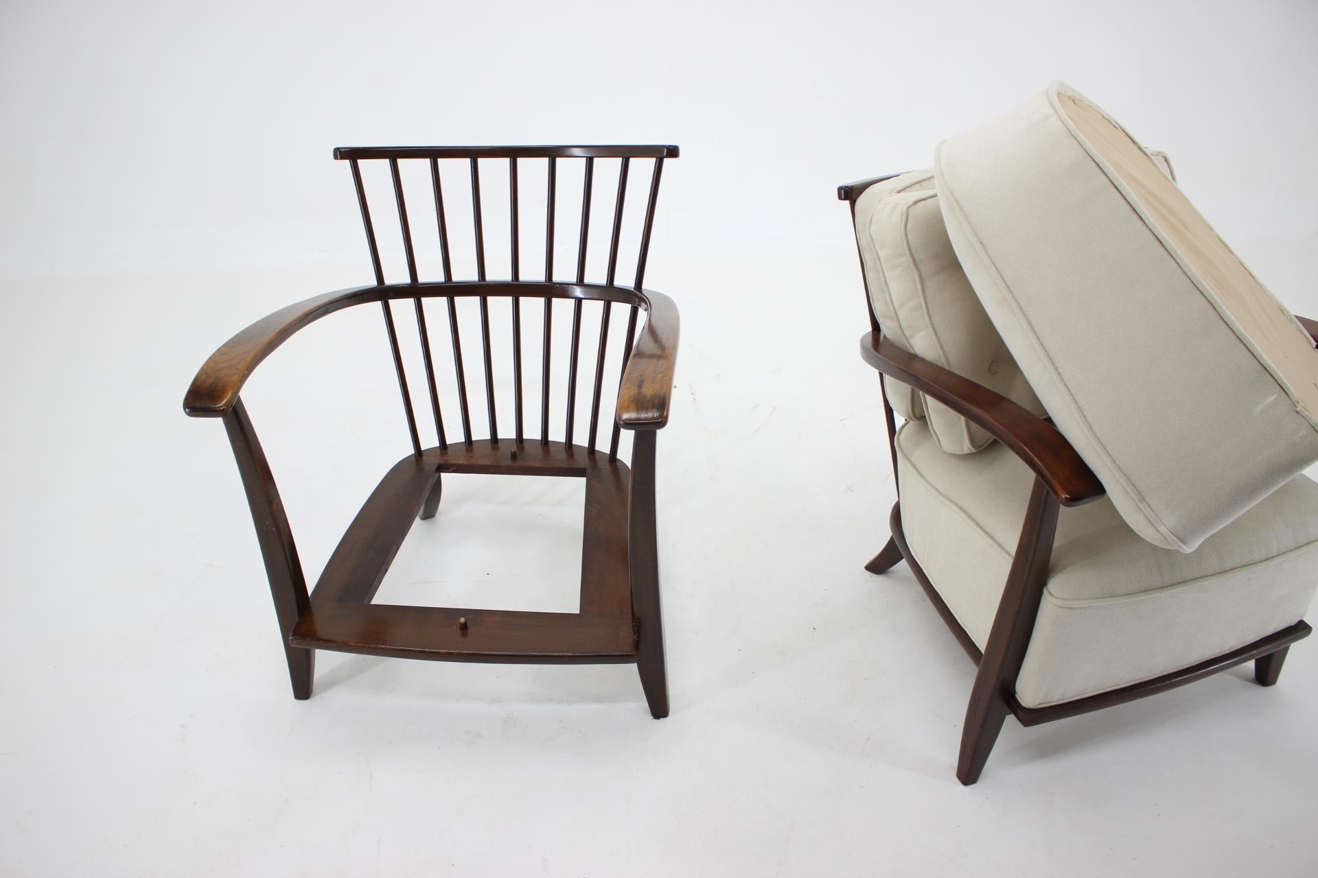 1950s Pair of Beech Armchairs by Krasna Jizba, Czechoslovakia 3