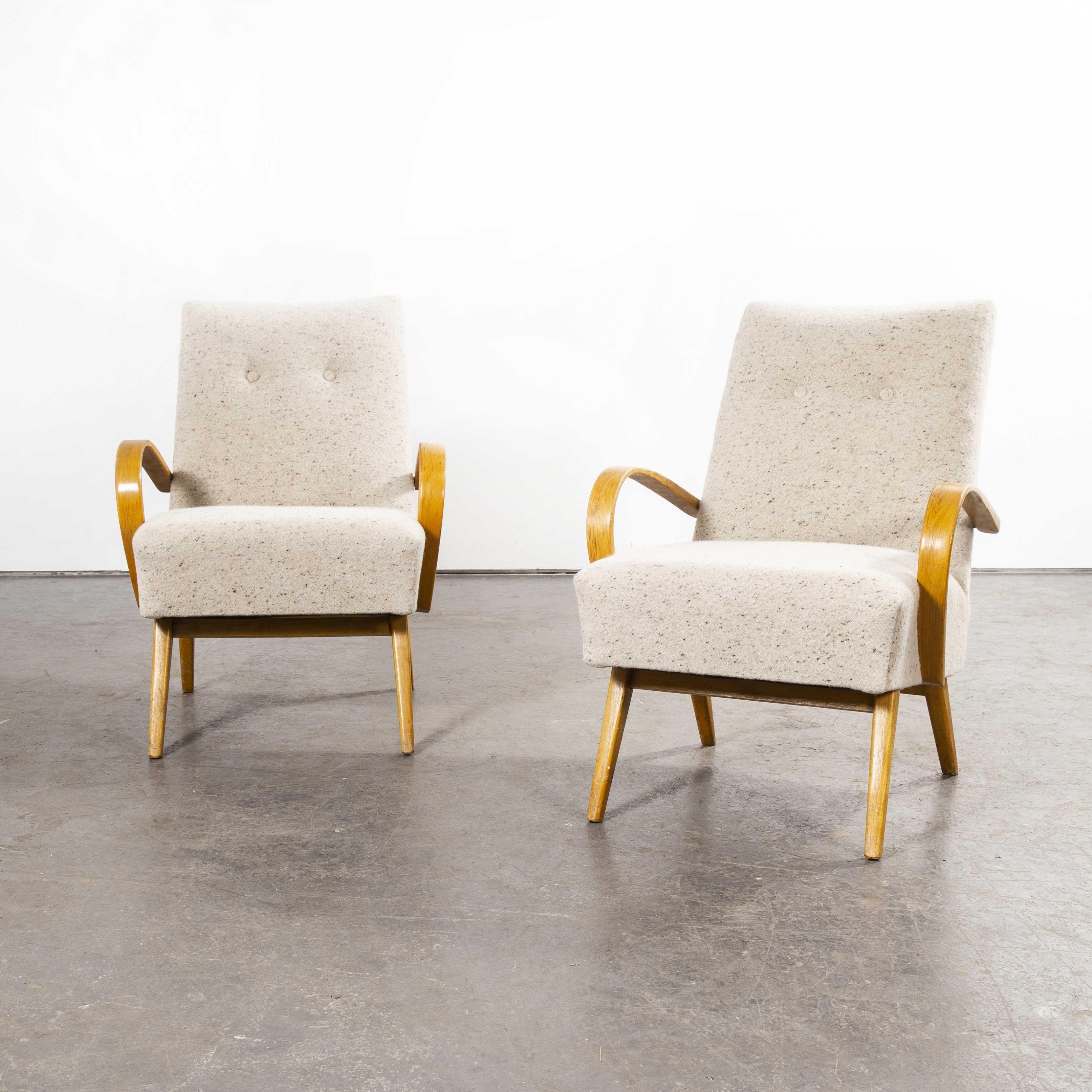 Czech 1950s Pair of Boucle Wool Upholstered Armchairs, Jindrich Halabala