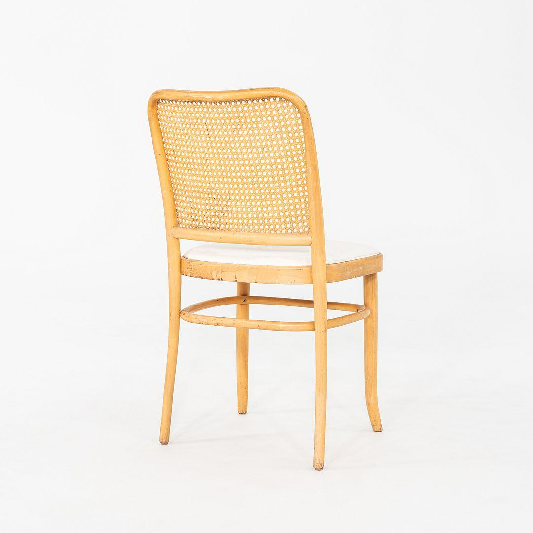 Metà XX secolo Coppia di sedie da pranzo a doghe di Praga degli anni '50, modello 811, di Josef Frank per Thonet in vendita