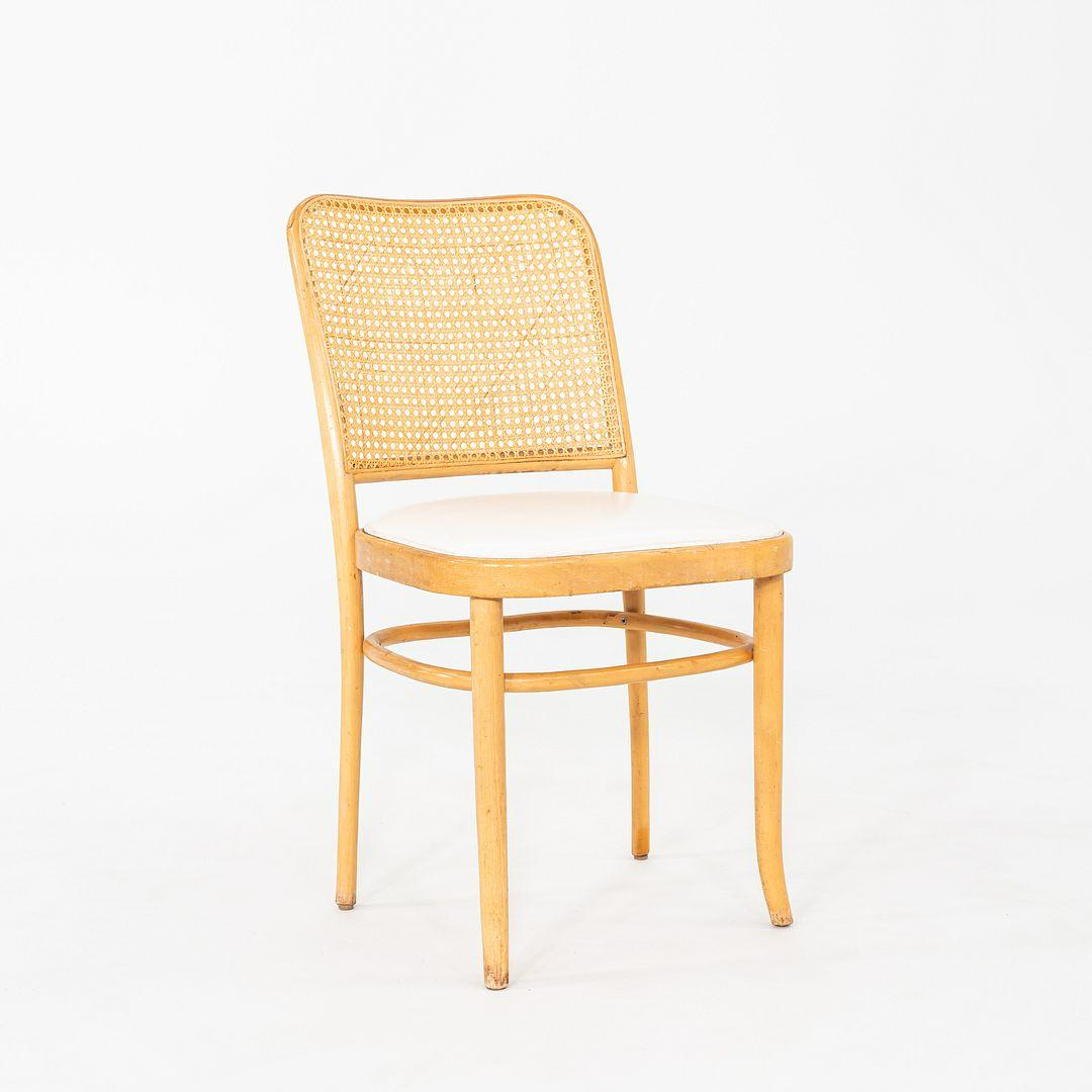 Coppia di sedie da pranzo a doghe di Praga degli anni '50, modello 811, di Josef Frank per Thonet in vendita 1
