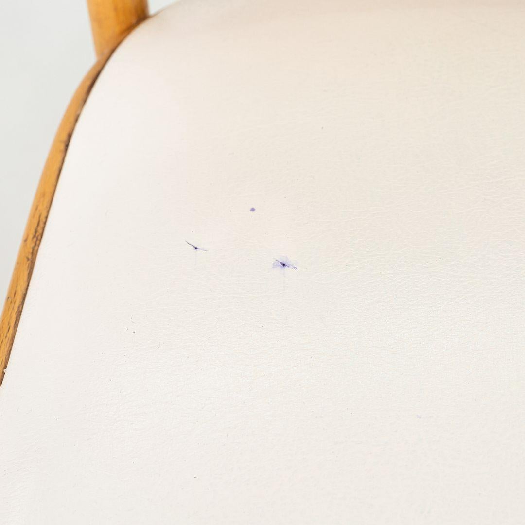 Coppia di sedie da pranzo a doghe di Praga degli anni '50, modello 811, di Josef Frank per Thonet in vendita 2