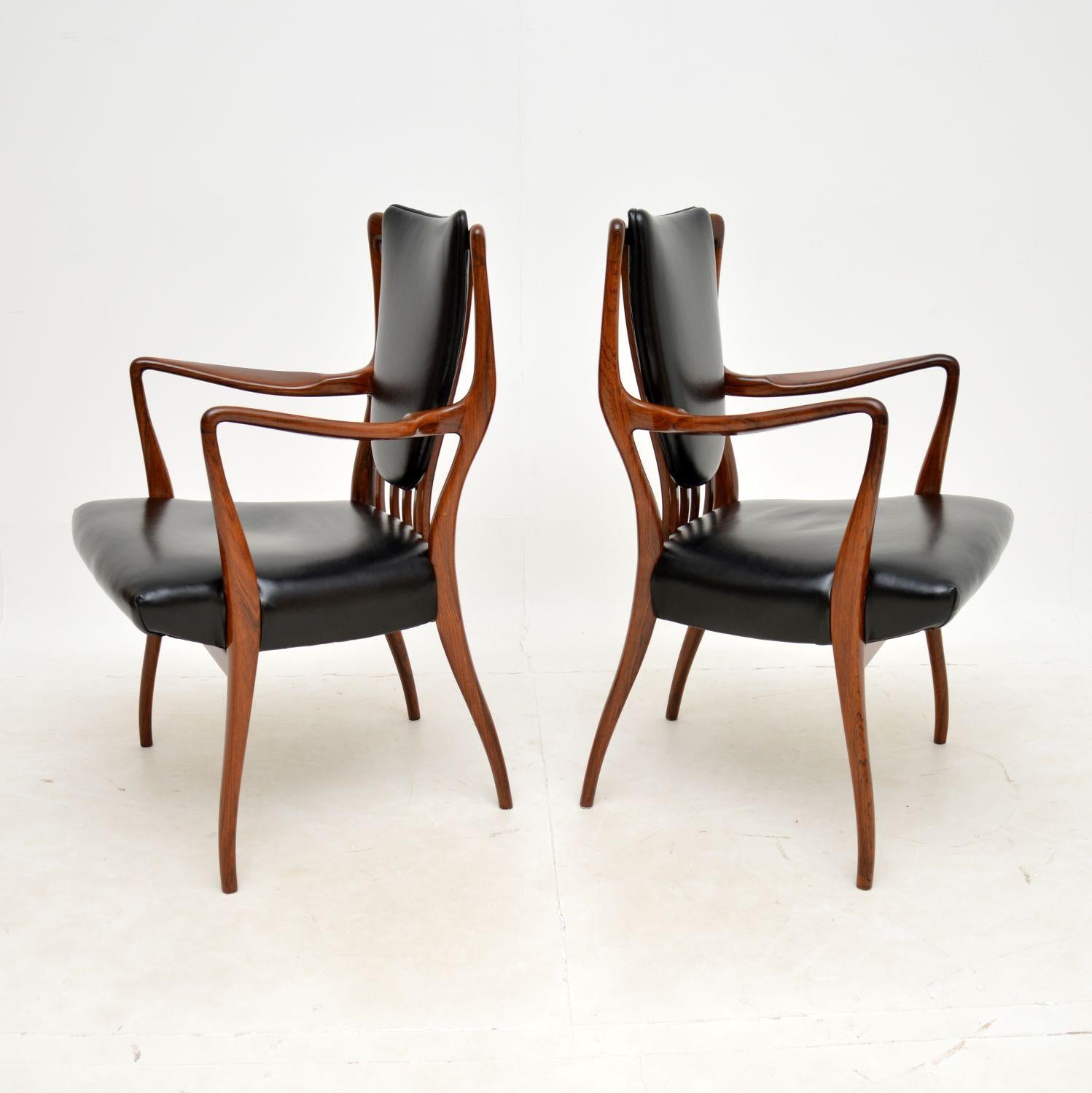 Mid-Century Modern 1950s Pair of Carver Armchairs by Andrew Milne For Sale