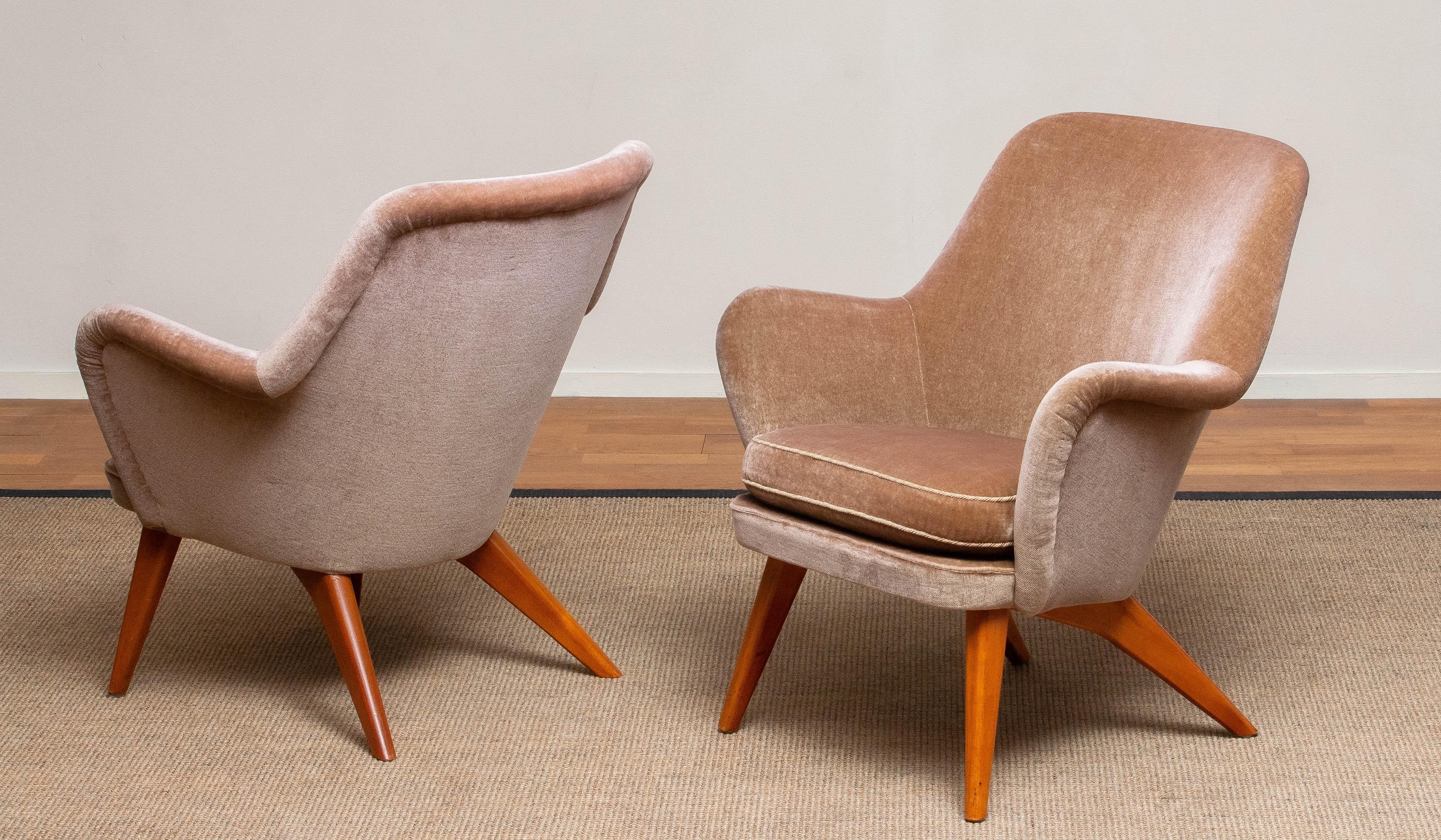 Mid-Century Modern 1950s Pair of Chairs by Carl Gustav Hiort af Ornäs for Puunveisto Oy-Trasnideri