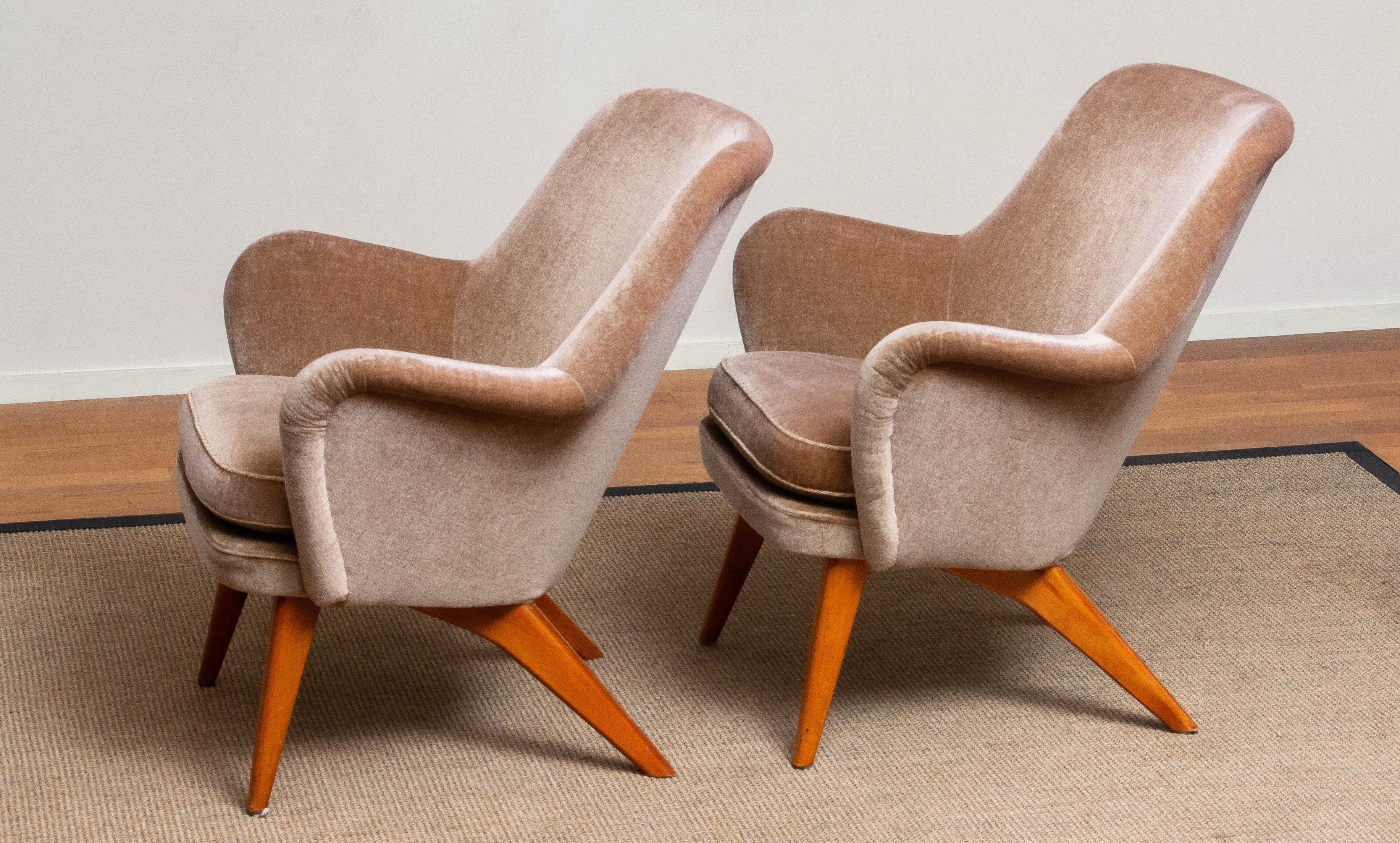 Finnish 1950s Pair of Chairs by Carl Gustav Hiort af Ornäs for Puunveisto Oy-Trasnideri