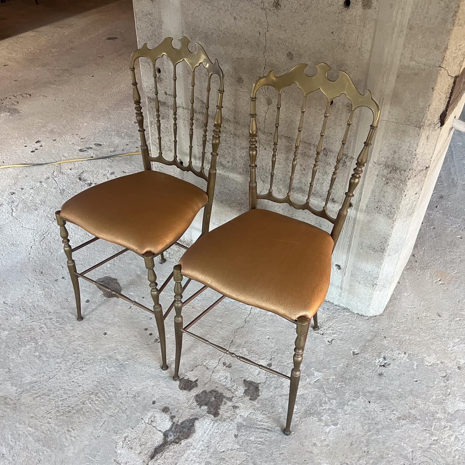 Mid-Century Modern 1950s Pair of Chiavari Side Chairs in Brass Italy For Sale