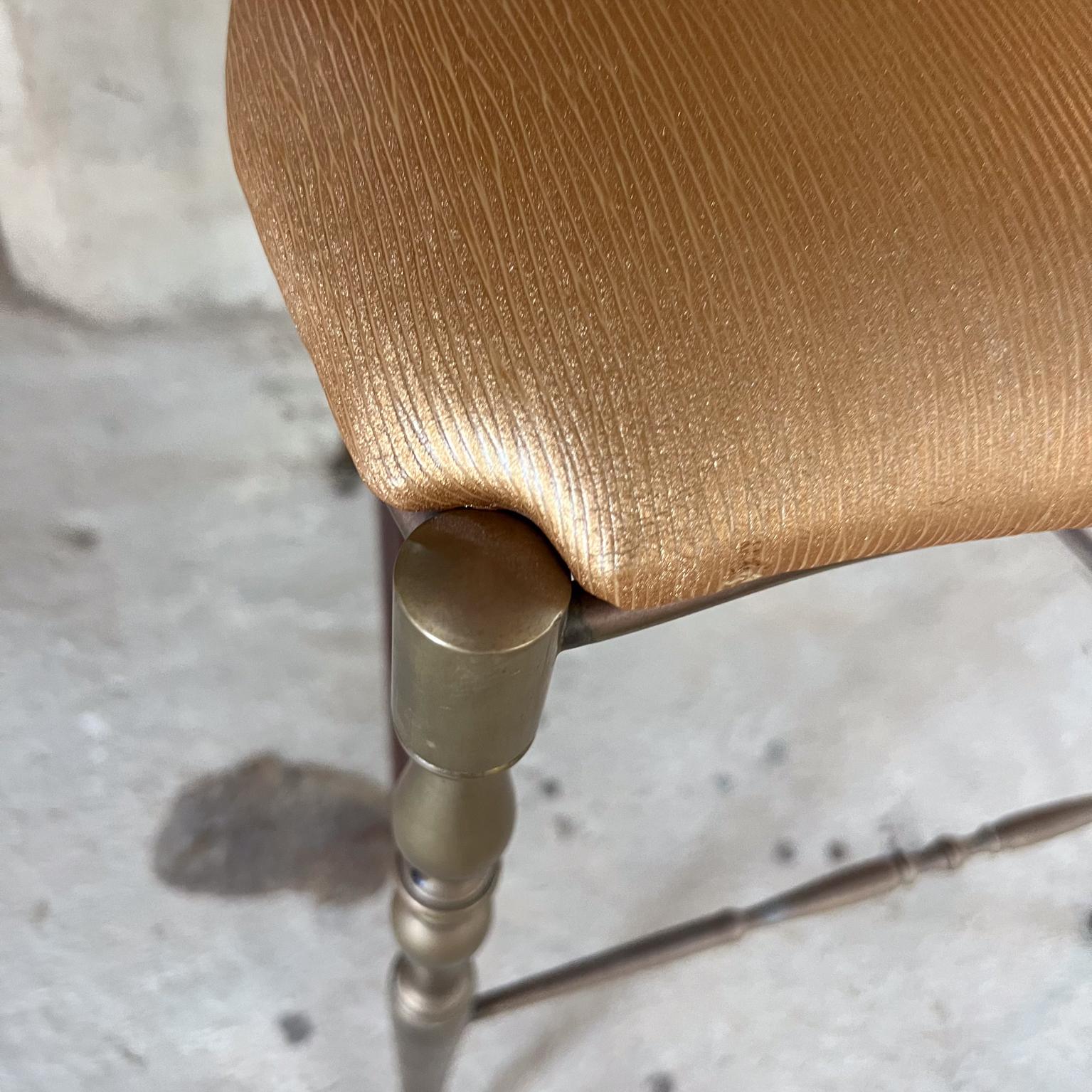 1950s Pair of Chiavari Side Chairs in Brass Italy In Good Condition For Sale In Chula Vista, CA