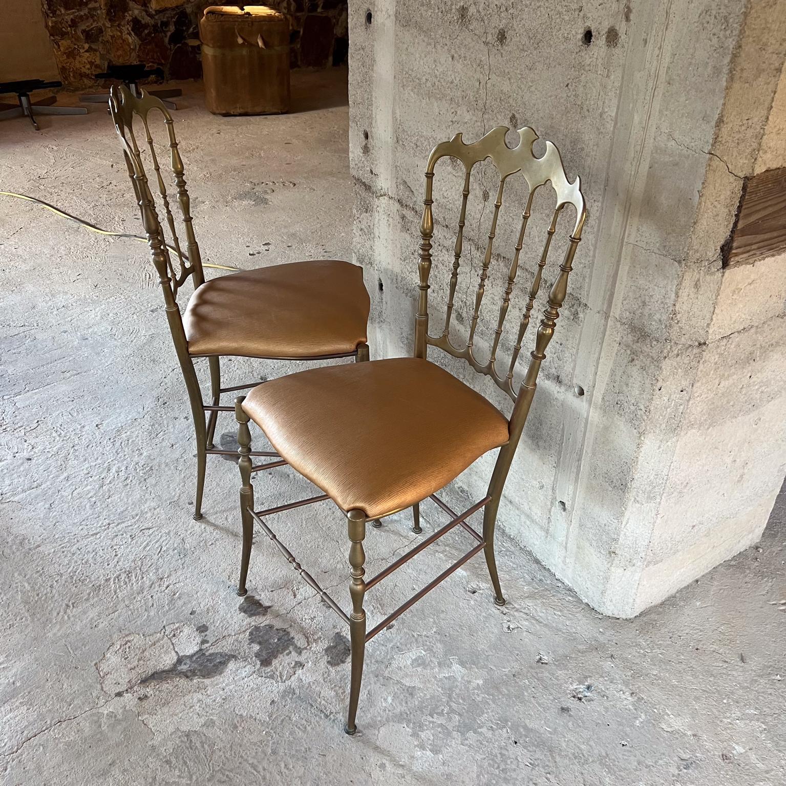 1950s Pair of Chiavari Side Chairs in Brass Italy For Sale 3