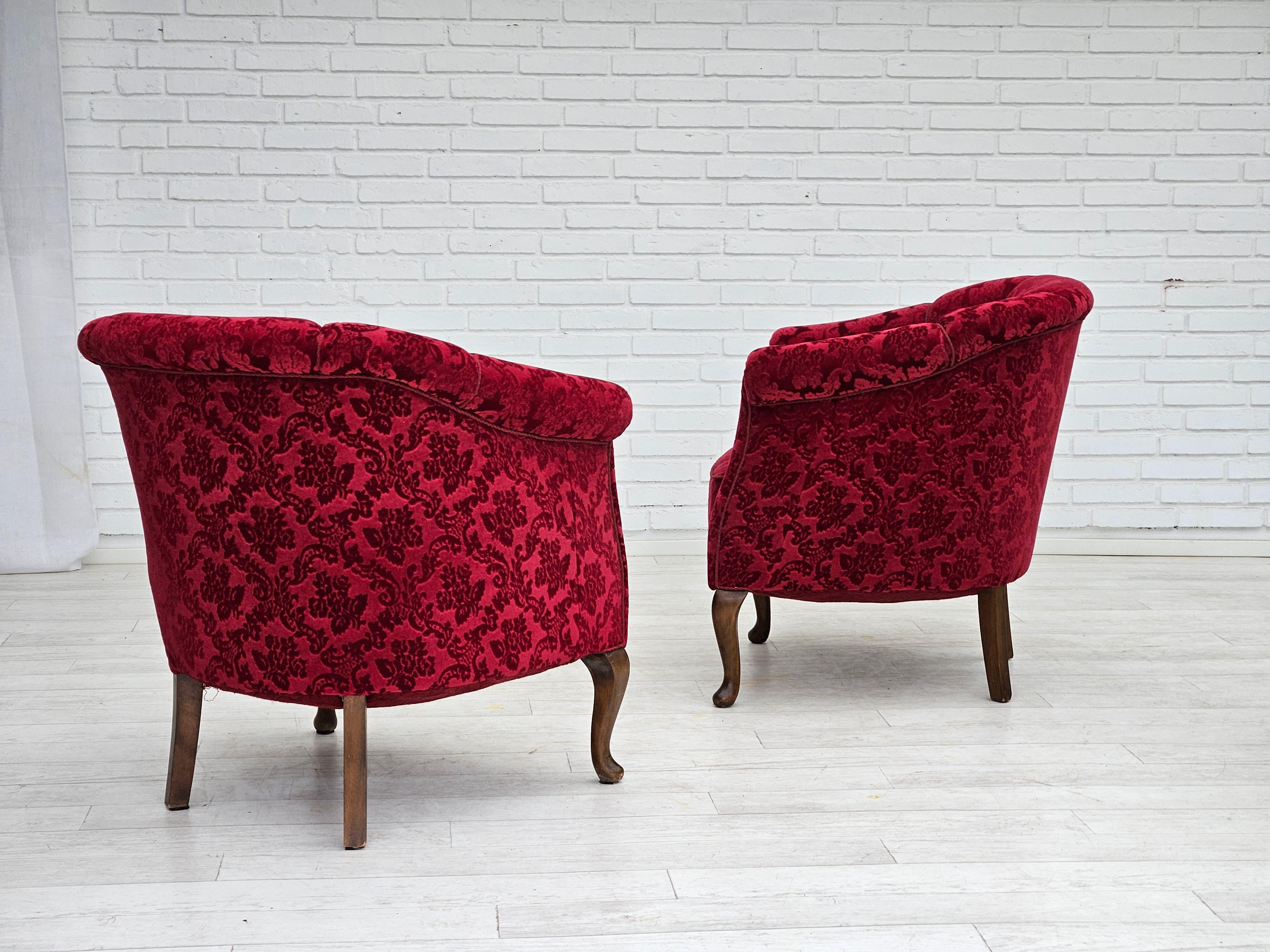 Mid-20th Century 1950s, pair of Danish lounge chairs, red cotton/wool fabric. For Sale