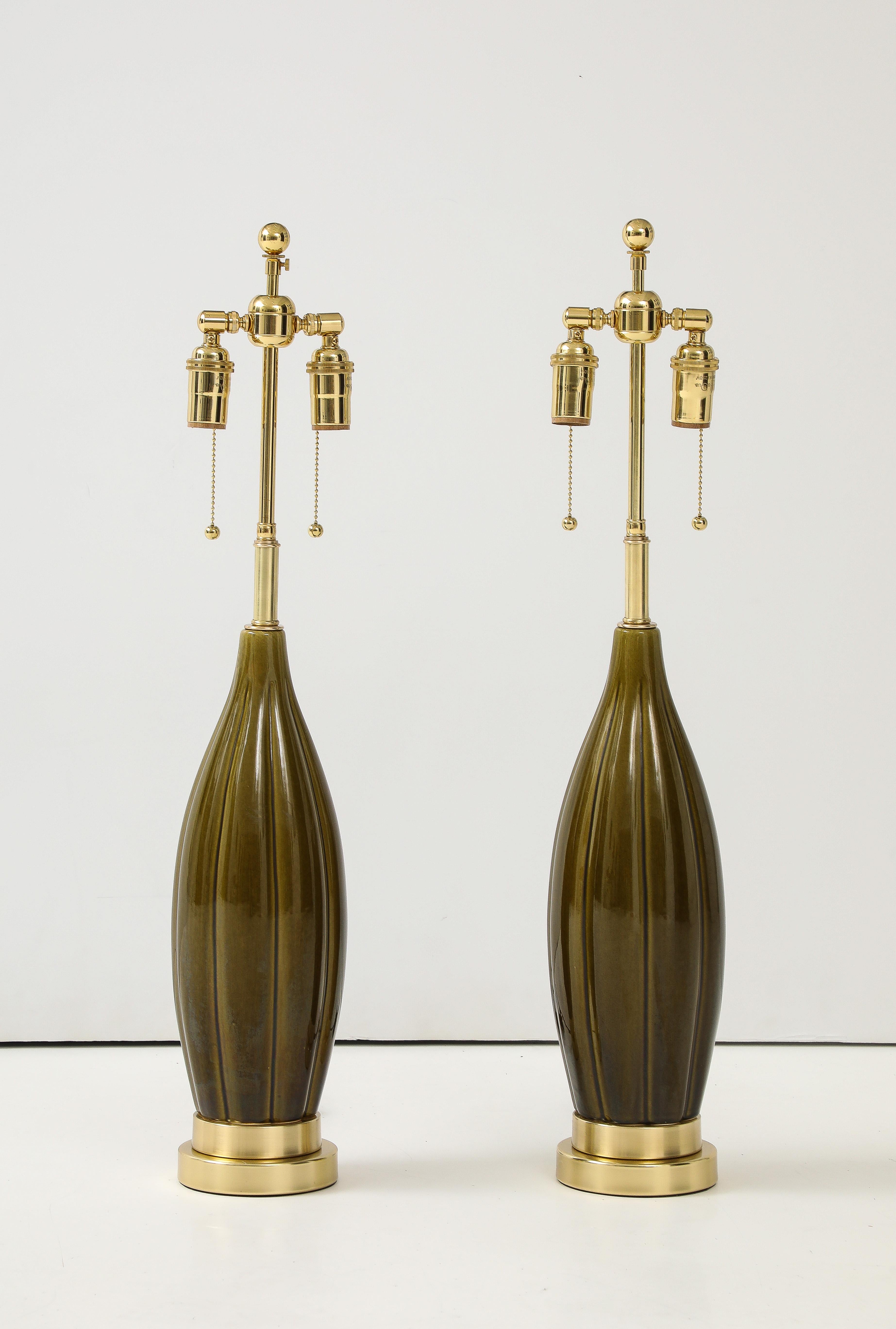 1950's Pair of Earth Tone Ceramic Lamps by Mari Simmulson for Upsala Ekeby For Sale 3