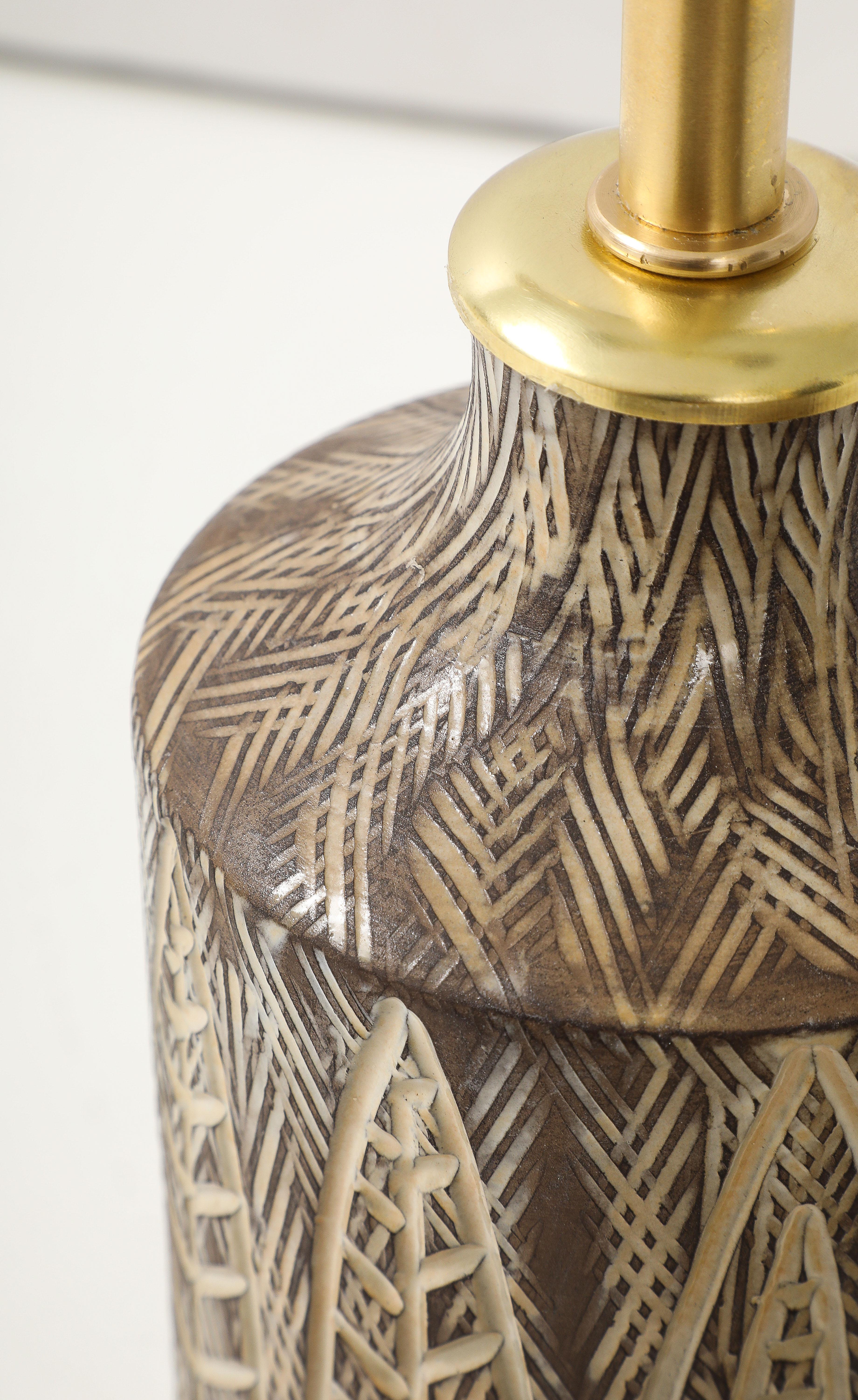 1950's Pair of Earth Tone Ceramic Lamps by Mari Simmulson for Upsala Ekeby In Good Condition For Sale In New York, NY