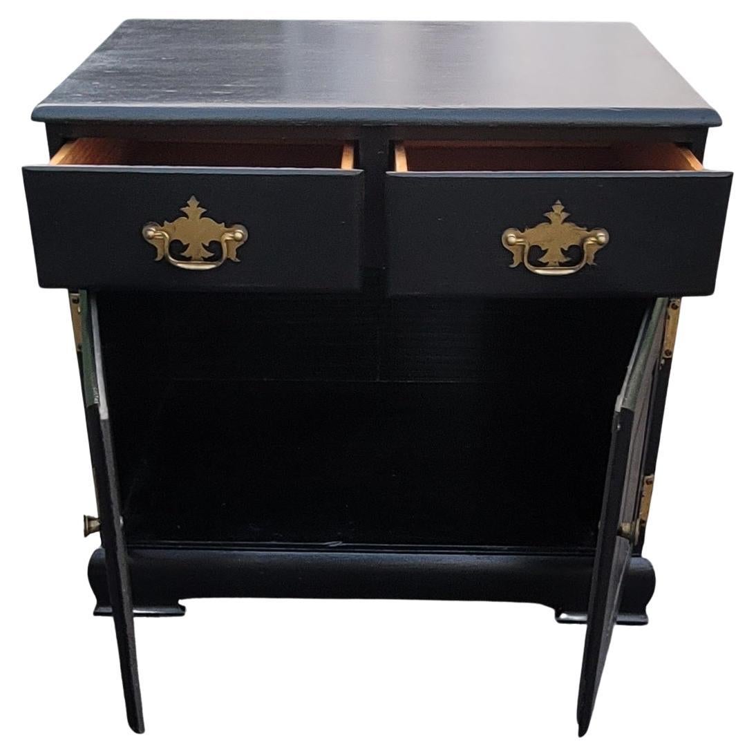 20th Century 1950s Pair of Ebonized Chippendale Solid Pine Side Cabinets, Nightstands For Sale