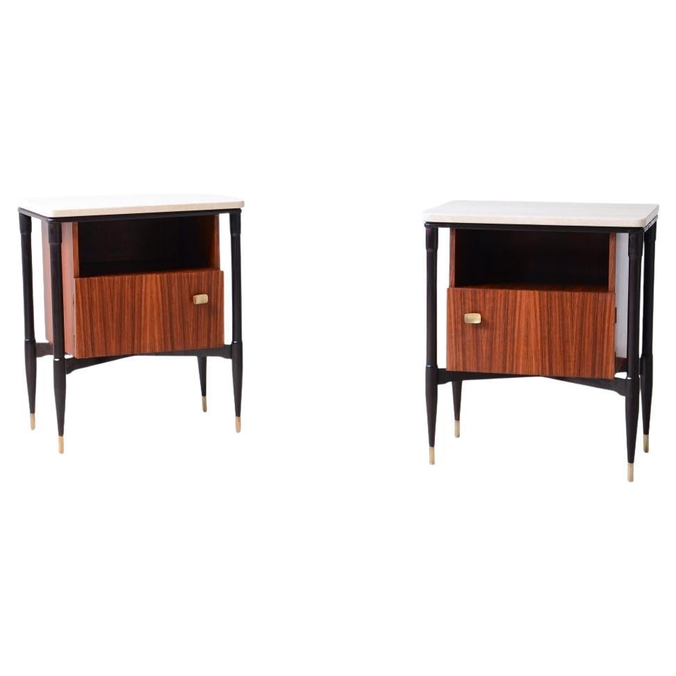 1950
s pair of elegant walnut nightstands with four turned legs