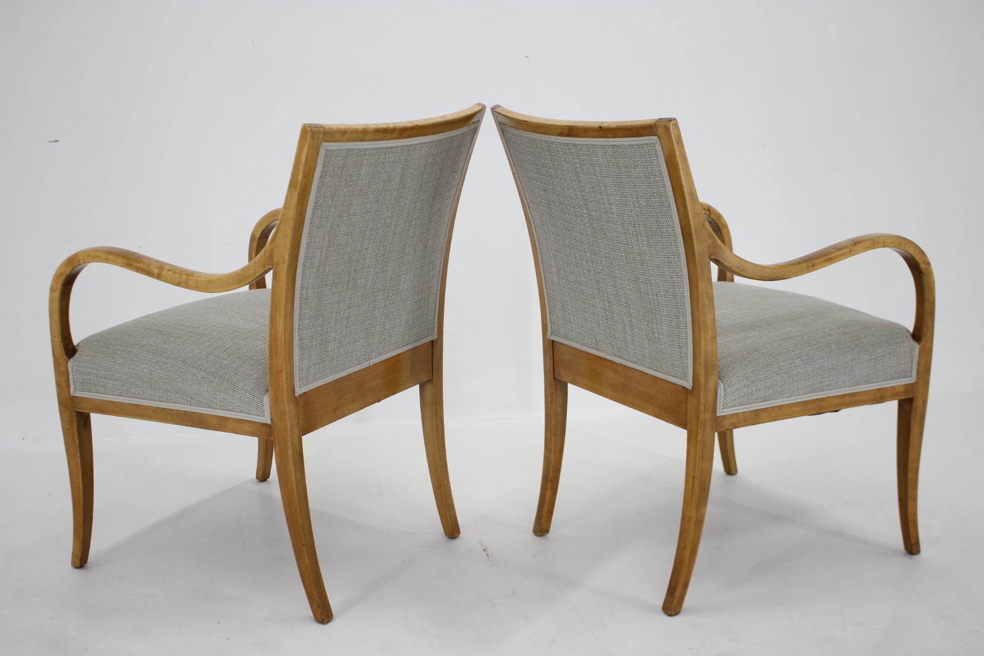 1950s Pair of Frits Henningsen Armchairs in Birch Wood, Denmark For Sale 4