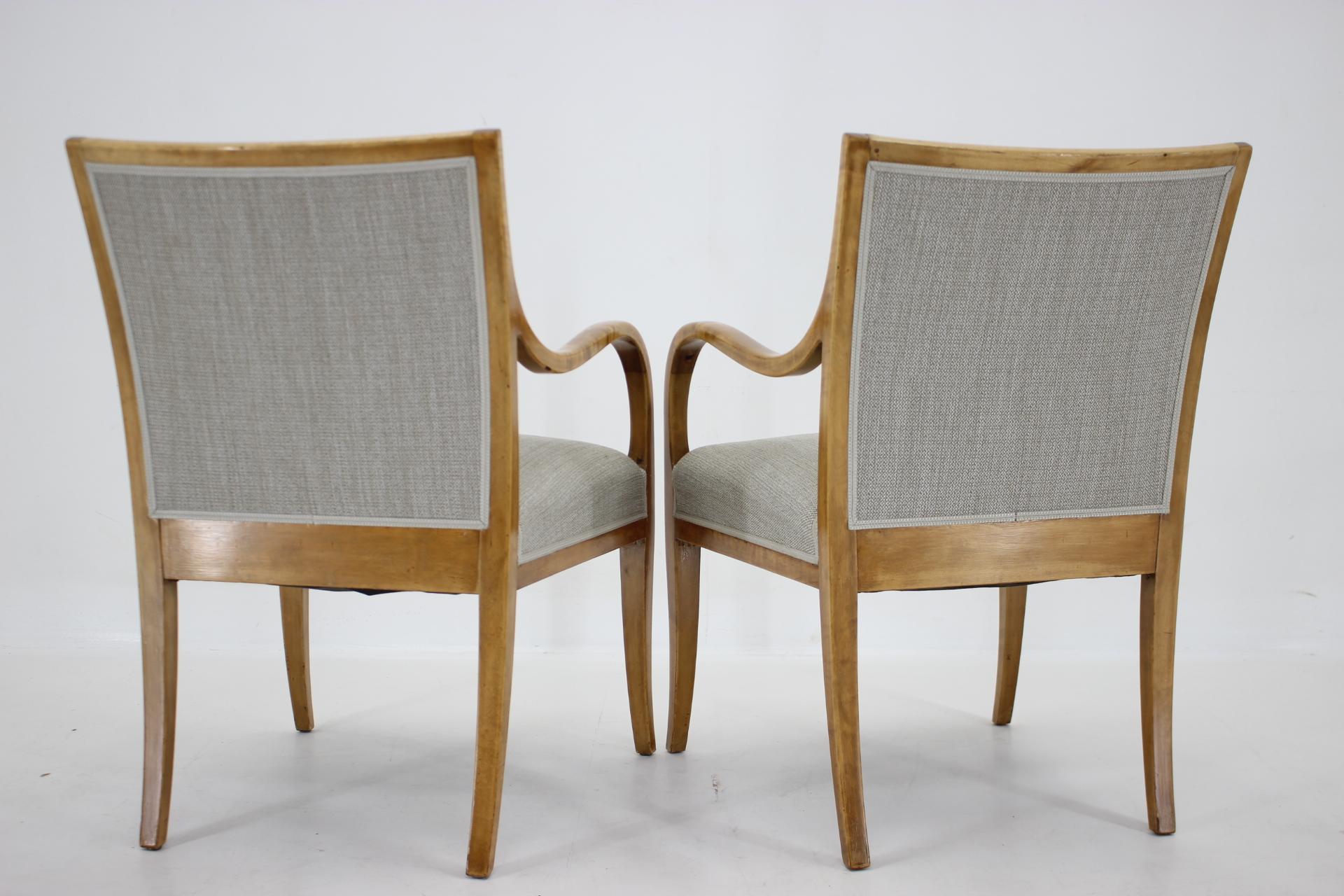 1950s Pair of Frits Henningsen Armchairs in Birch Wood, Denmark For Sale 6