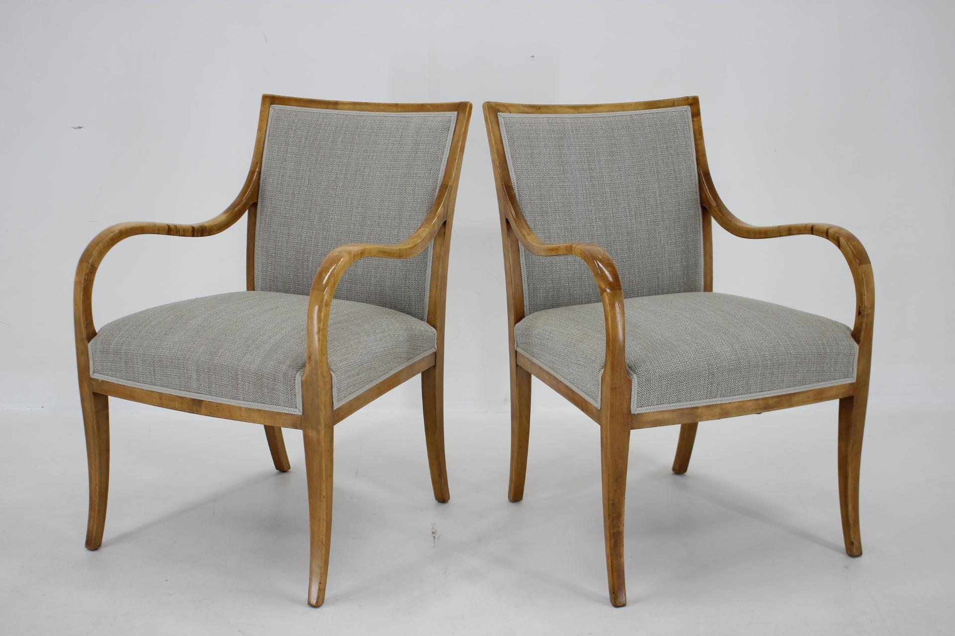 1950s Pair of Frits Henningsen Armchairs in Birch Wood, Denmark For Sale 2