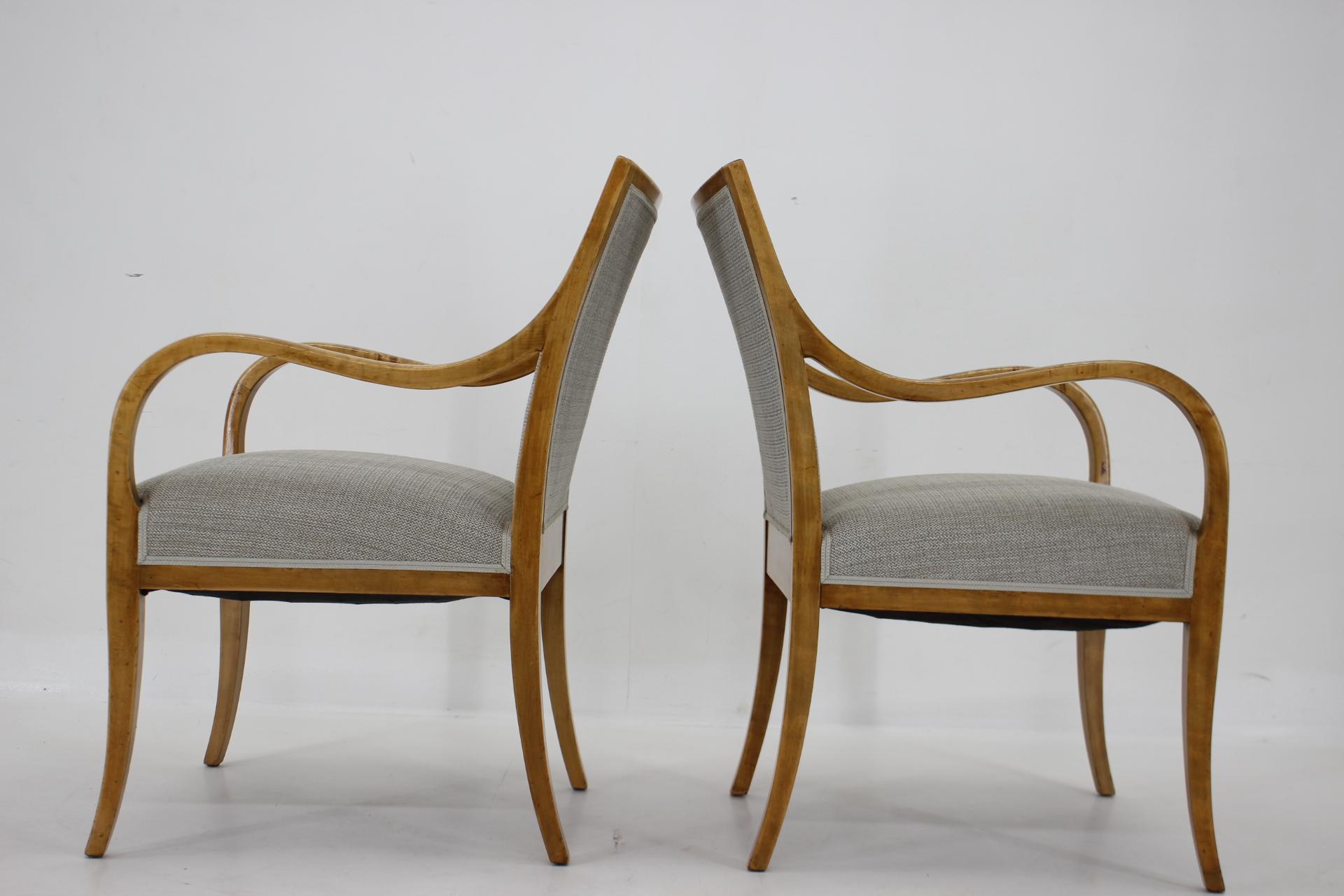 1950s Pair of Frits Henningsen Armchairs in Birch Wood, Denmark For Sale 3