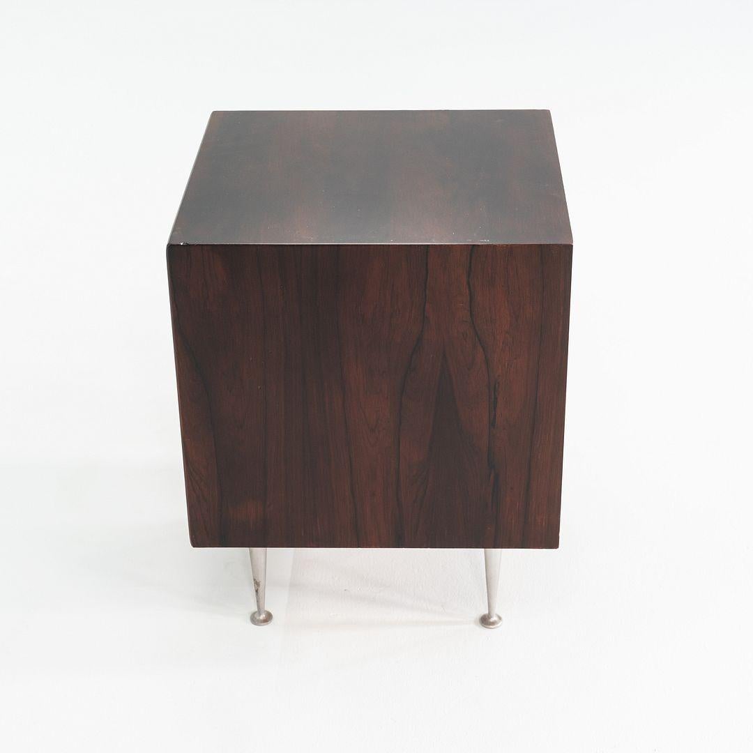Paire de tables de nuit en palissandre à bords fins George Nelson pour Herman Miller, années 1950 en vente 1