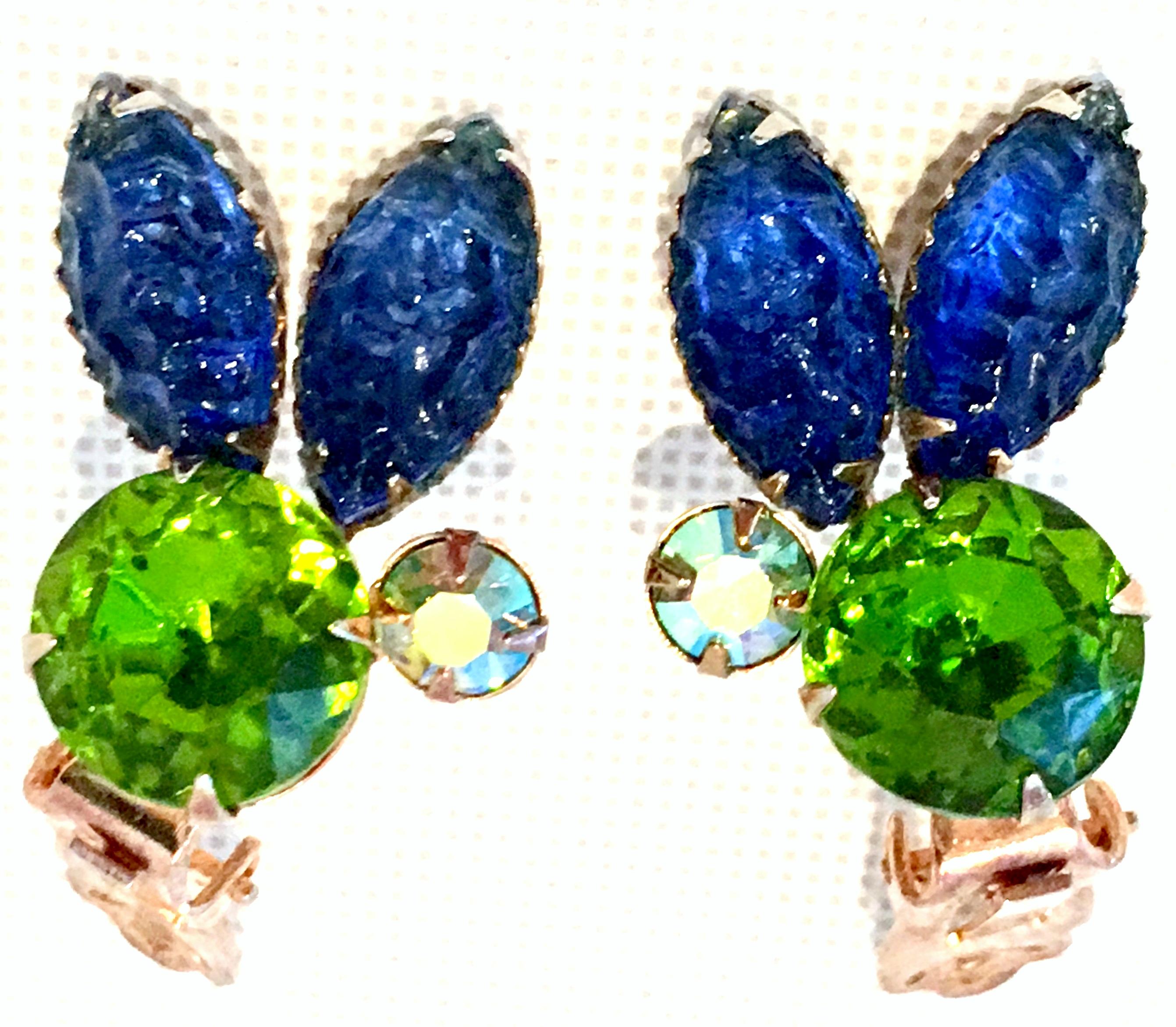 1950'S Pair Of Gold & Molded Art Glass Abstract Earrings In Good Condition In West Palm Beach, FL