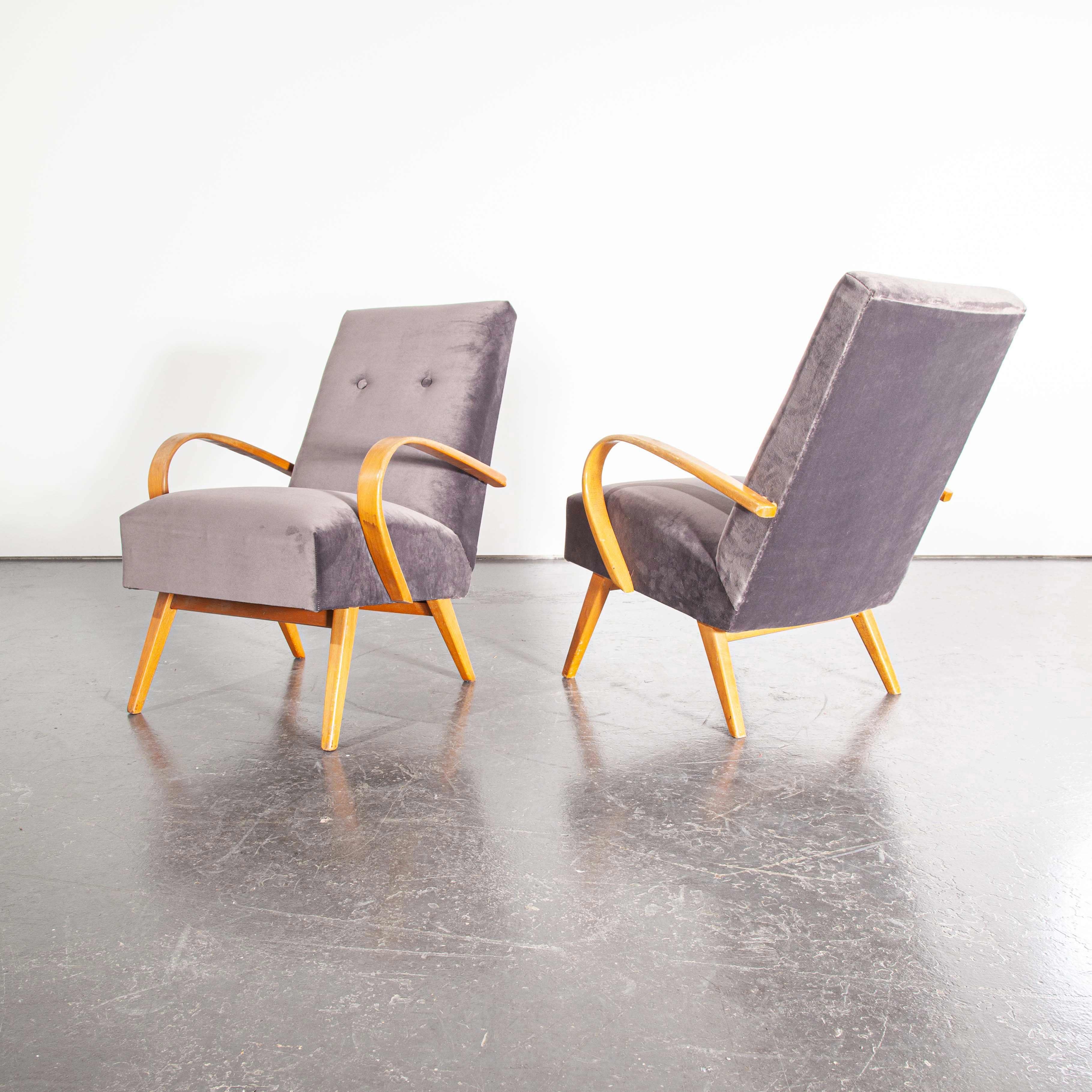 Mid-20th Century 1950s Pair of Grey Upholstered Armchairs by Jindrich Halabala
