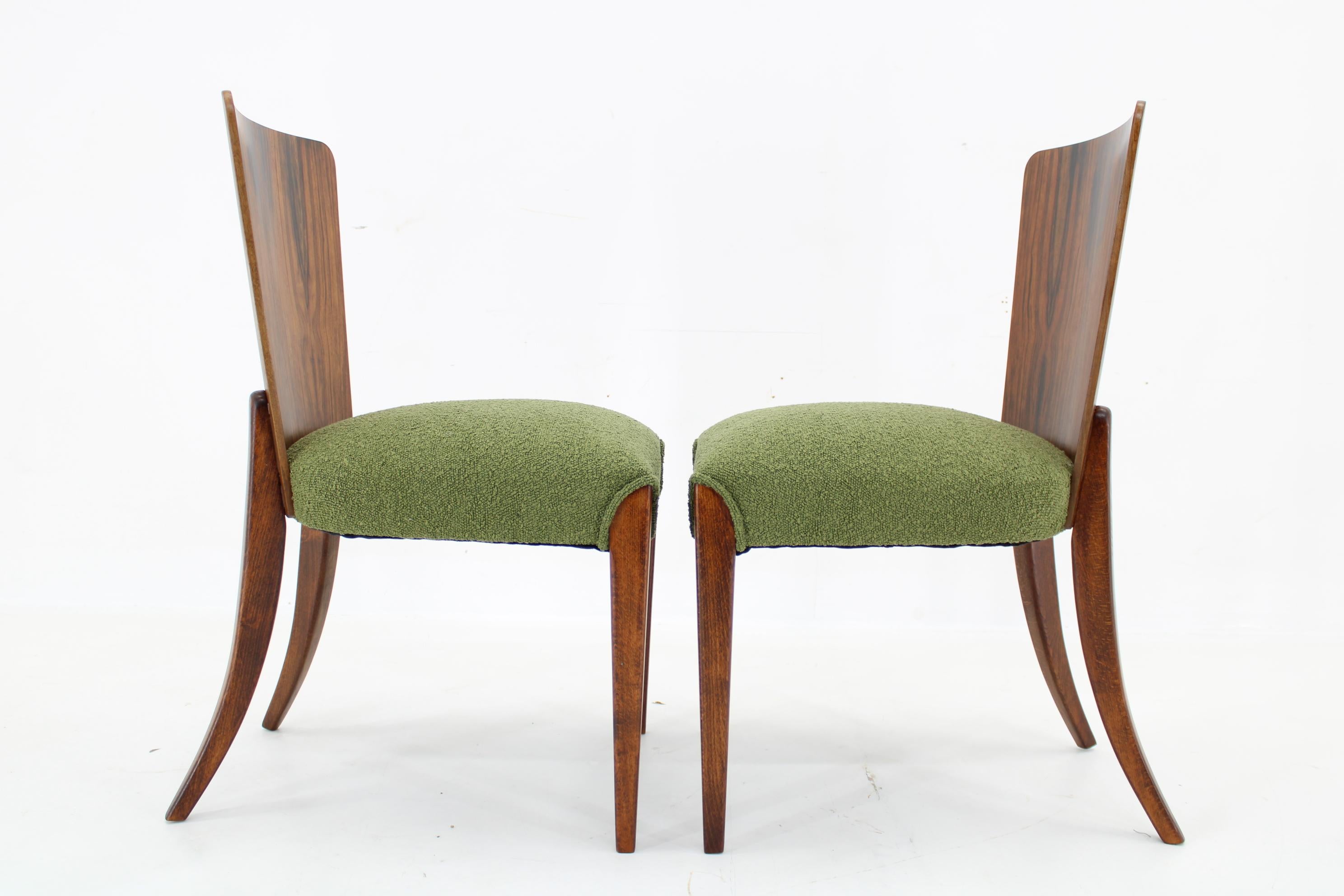 1950s Pair of Halabala Restored Side Chairs H-214 for UP Závody, Czechoslovakia In Good Condition For Sale In Praha, CZ