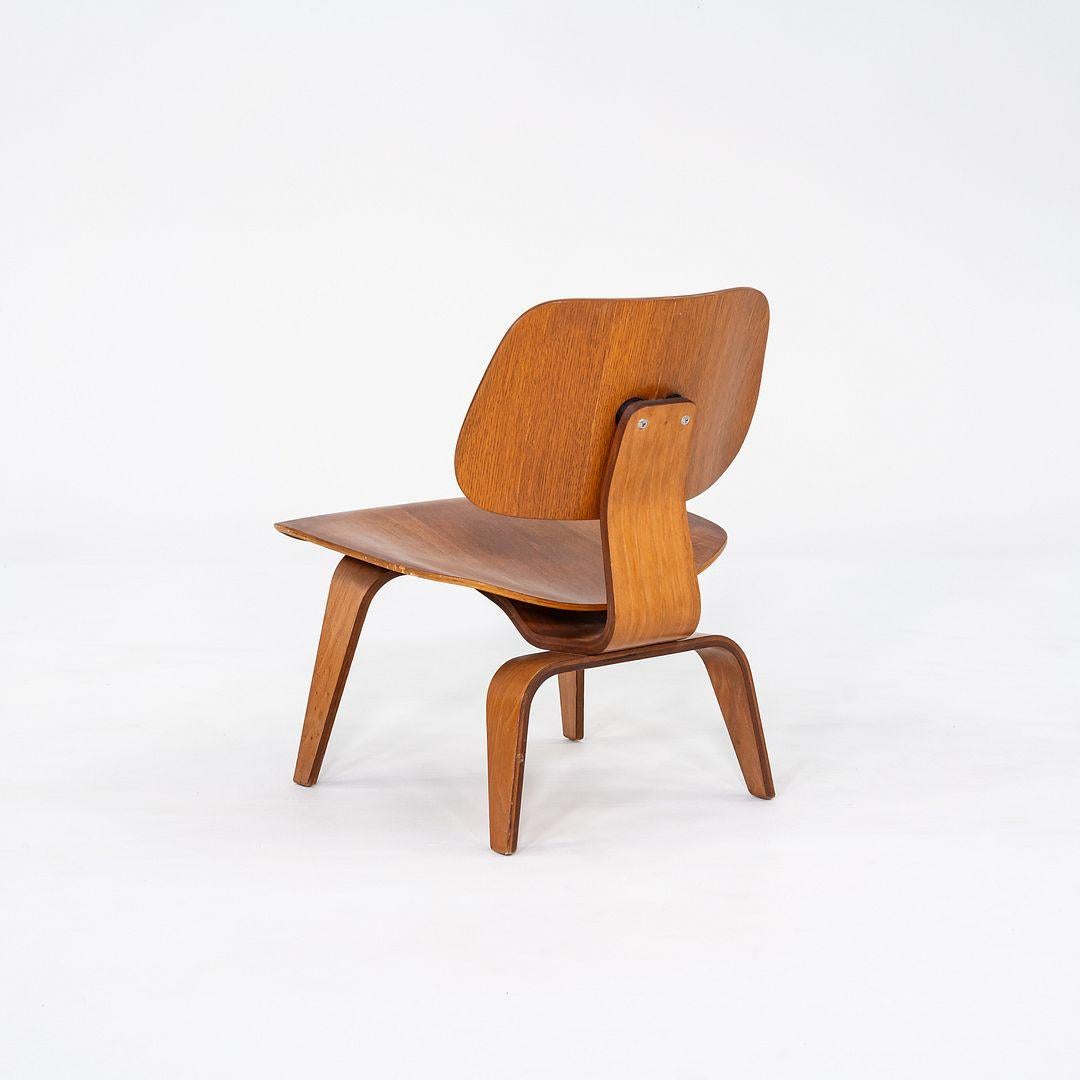 Pareja de sillones Eames LCW de Herman Miller de los años 50 en fresno calicó en venta 3