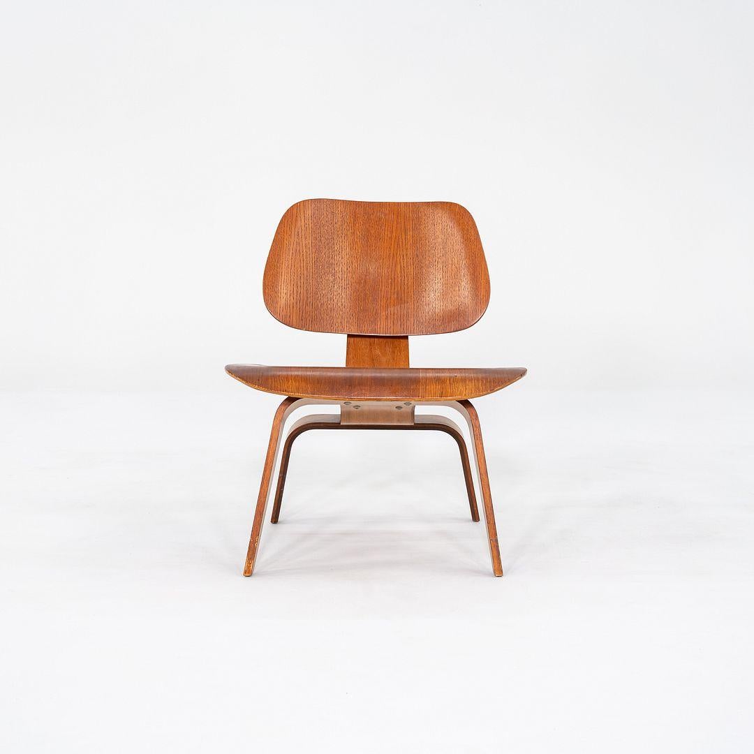 Pareja de sillones Eames LCW de Herman Miller de los años 50 en fresno calicó Moderno en venta