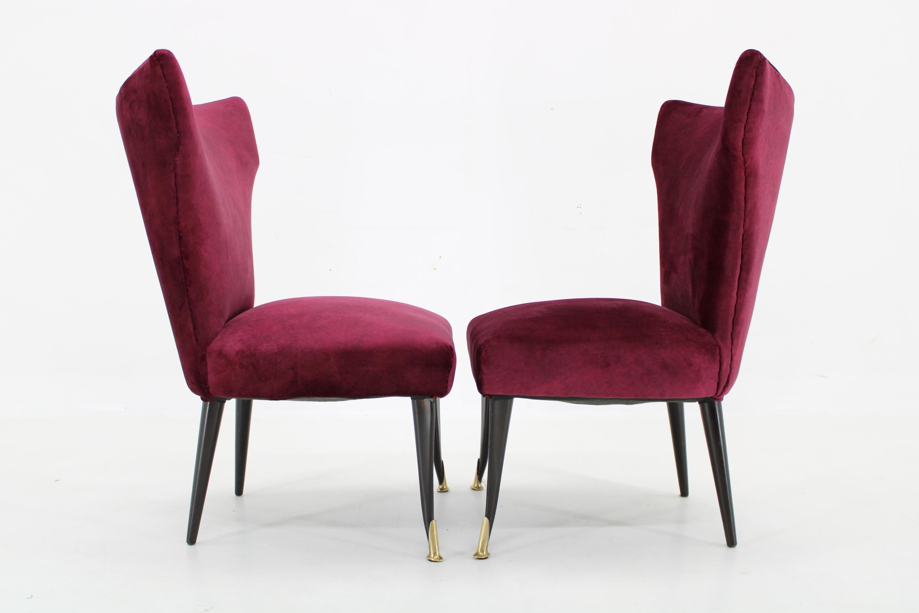 1950s Pair of Italian Chairs, Restored For Sale 3