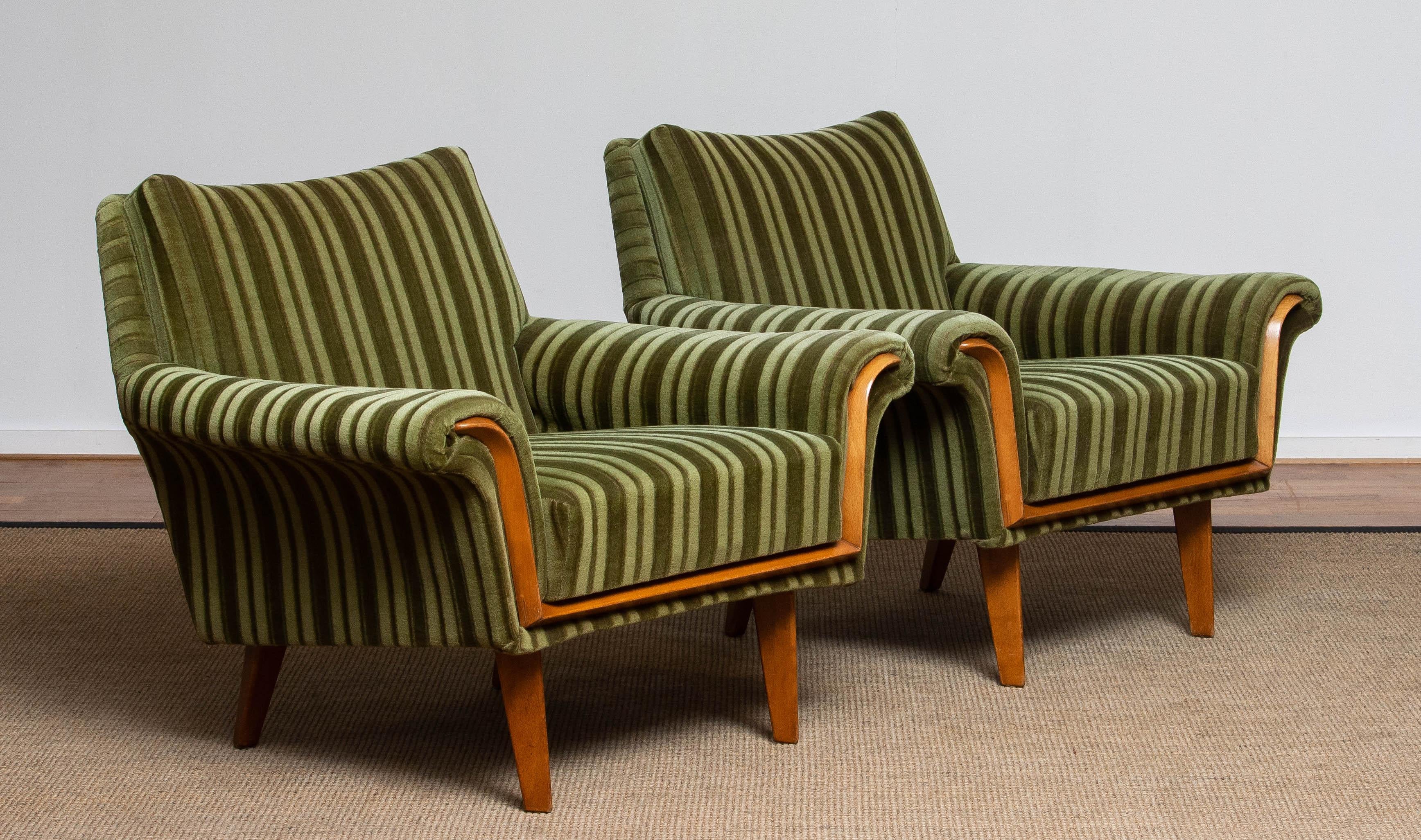 1950's Pair of Italian Green Striped Velvet Lounge / Easy / Club Chair 5
