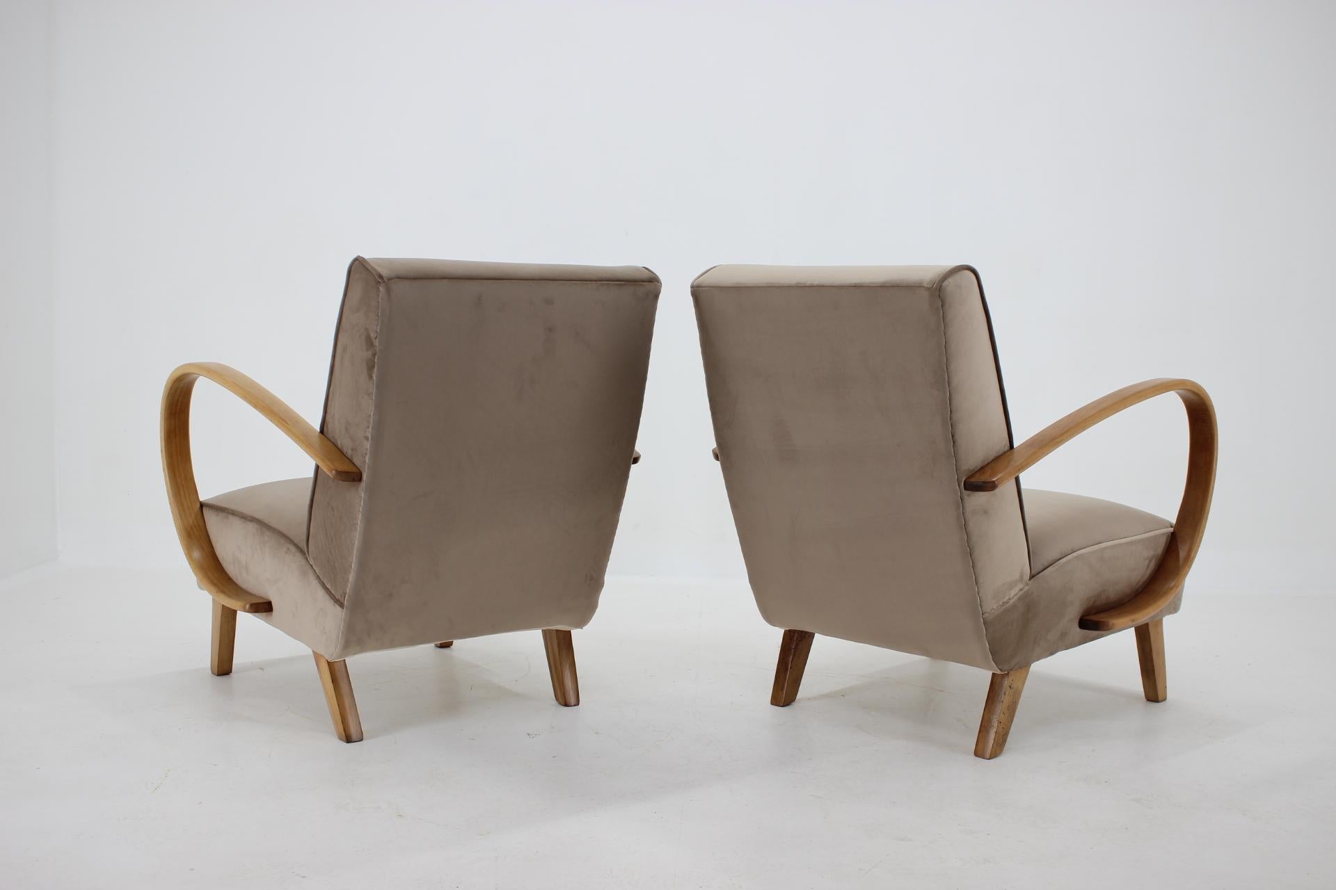 Art Deco 1950s Pair of Jindrich Halabala Armchairs, Czechoslovakia