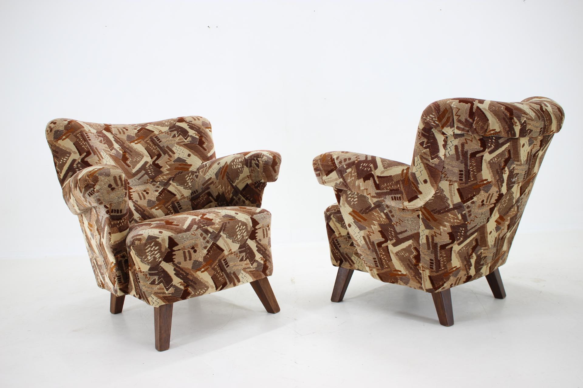 Mid-Century Modern 1950s Pair of Large Armchairs, Czechoslovakia For Sale