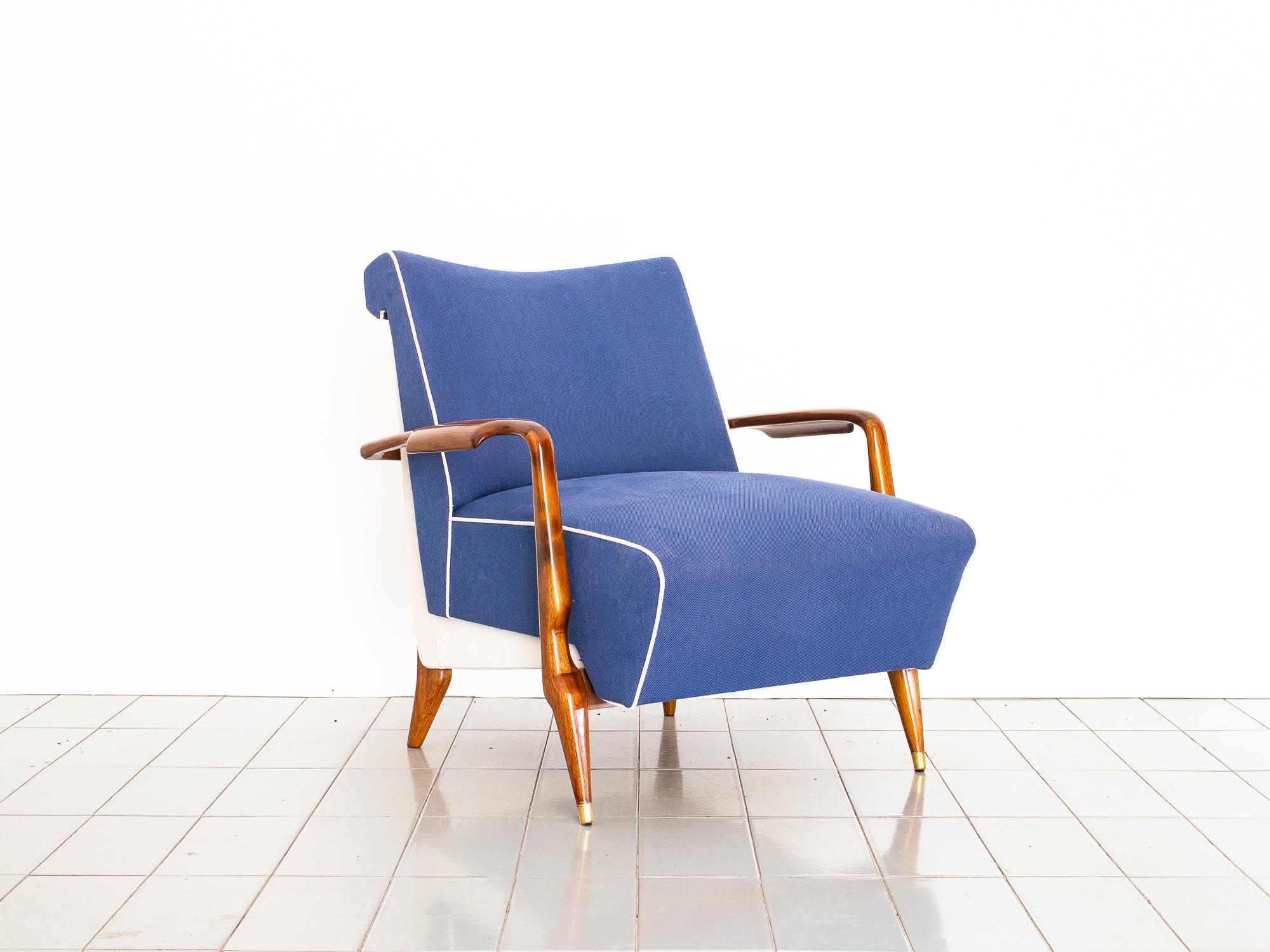 Mid-Century Modern Paire de fauteuils de salon en bois dembuia des années 1950, style brésilien moderne du milieu du siècle dernier en vente