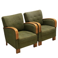 1950s Pair of Lounge Chairs in Wood and Green Fabric