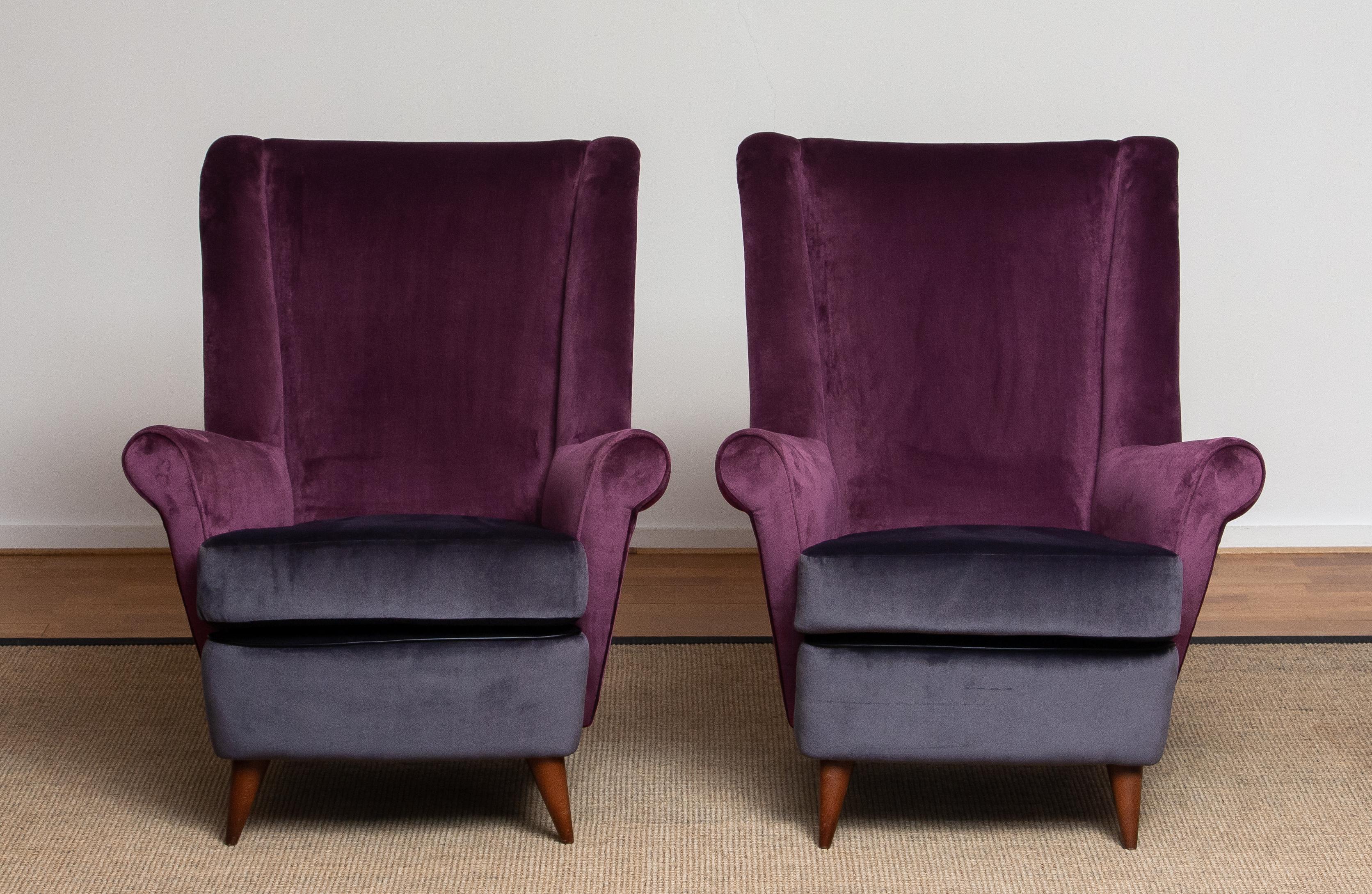 1950s Pair of Lounge / Easy Chairs Designed Gio Ponti Made by ISA Bergamo, Italy In Good Condition In Silvolde, Gelderland