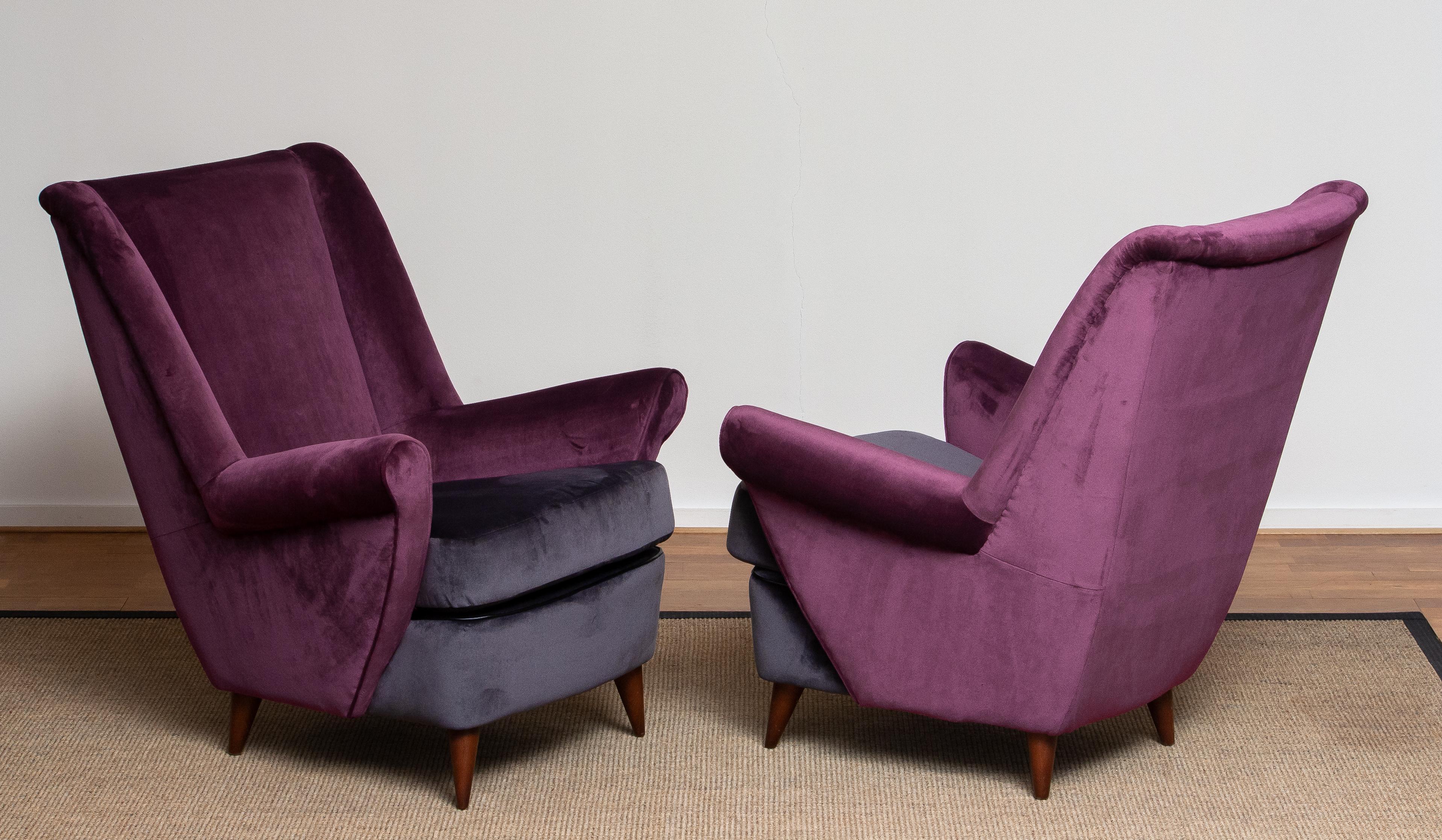 1950s Pair of Lounge / Easy Chairs Designed Gio Ponti Made by ISA Bergamo, Italy 1