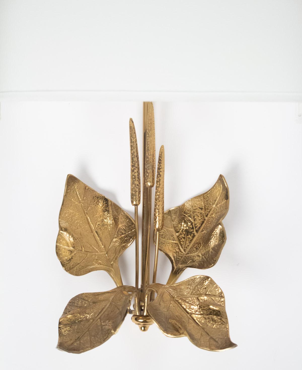 1950s Pair of Maison Charles Foliage Bronze Sconces In Good Condition In Saint-Ouen, FR