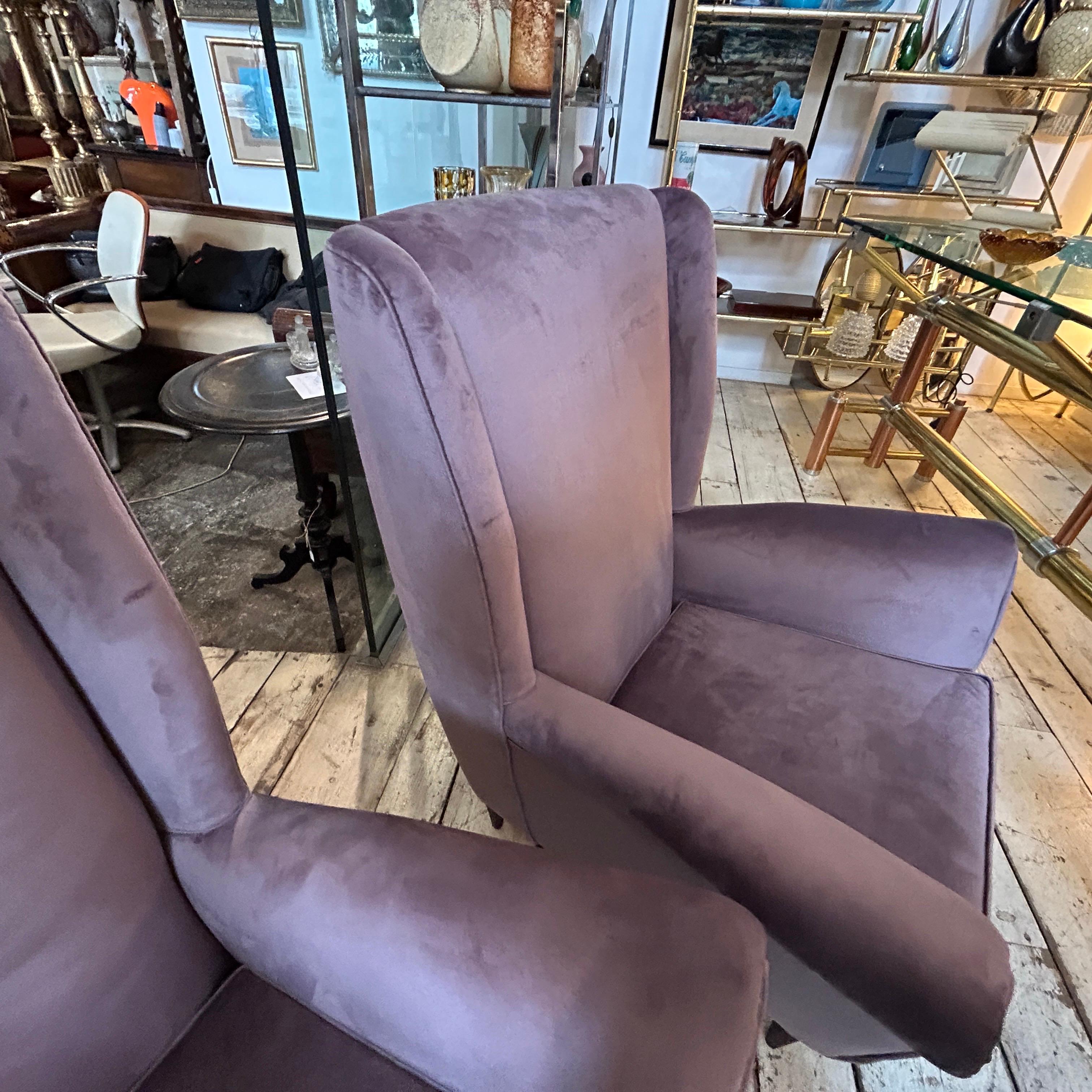Two 1950s Gio Ponti Style Mid-Century Modern Armchairs Mod. 512 by ISA Bergamo In Good Condition For Sale In Aci Castello, IT