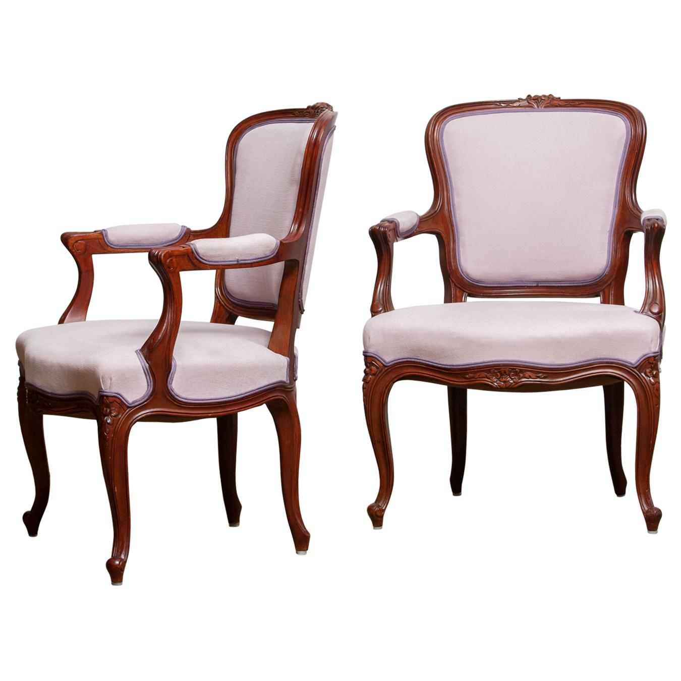 1950s, the Swedish Neo-Rococo, and finished in the shabby chic technique armchair is in perfect condition. Upholstered in pink fabric and two extra cushions for extra comfort also in pink jacquard. Measures: Seat height with the extra cushion is: