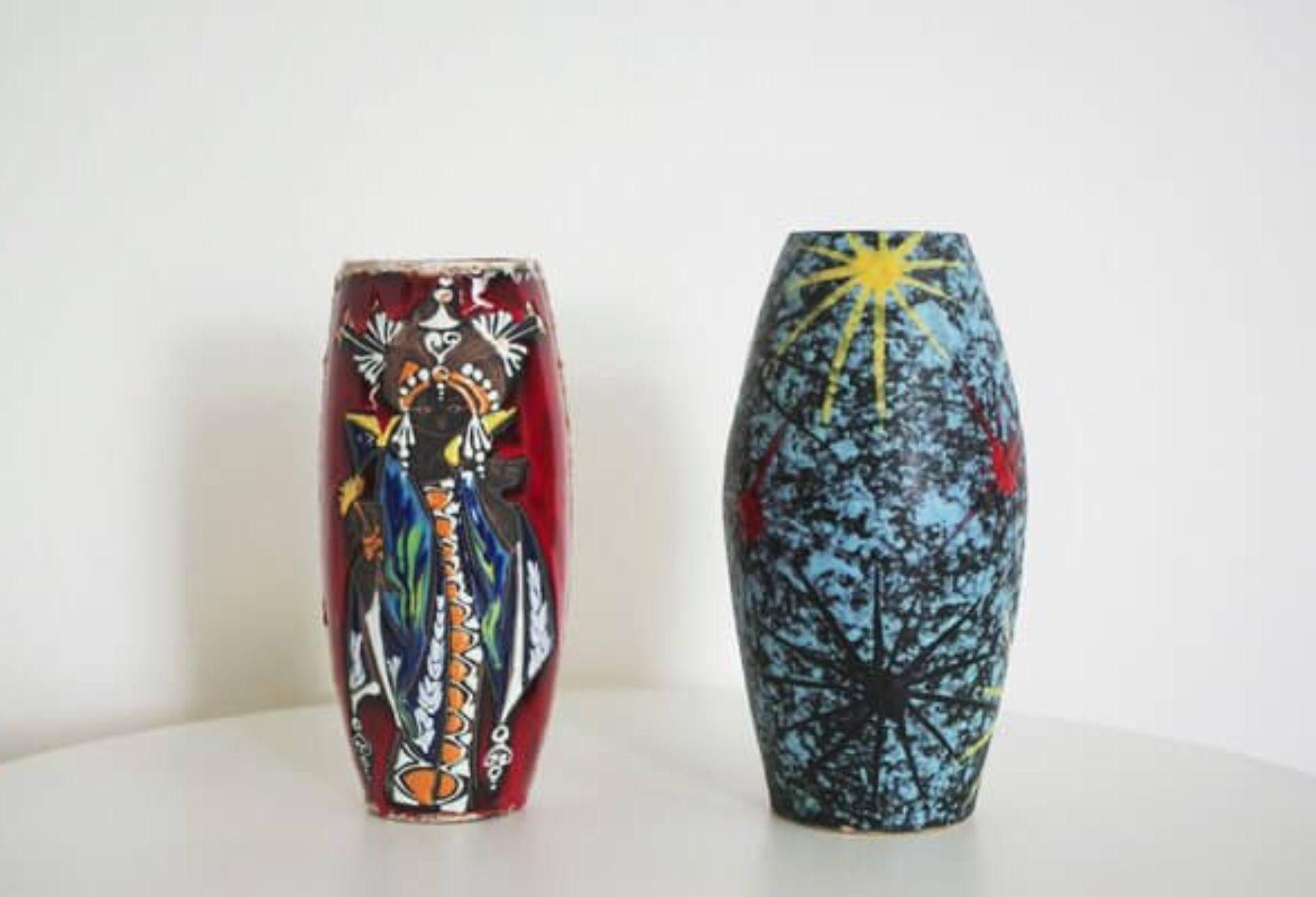 1950s Pair of Polychrome San Marino Vases – Mid-Century Italian Ceramics in vendita 4