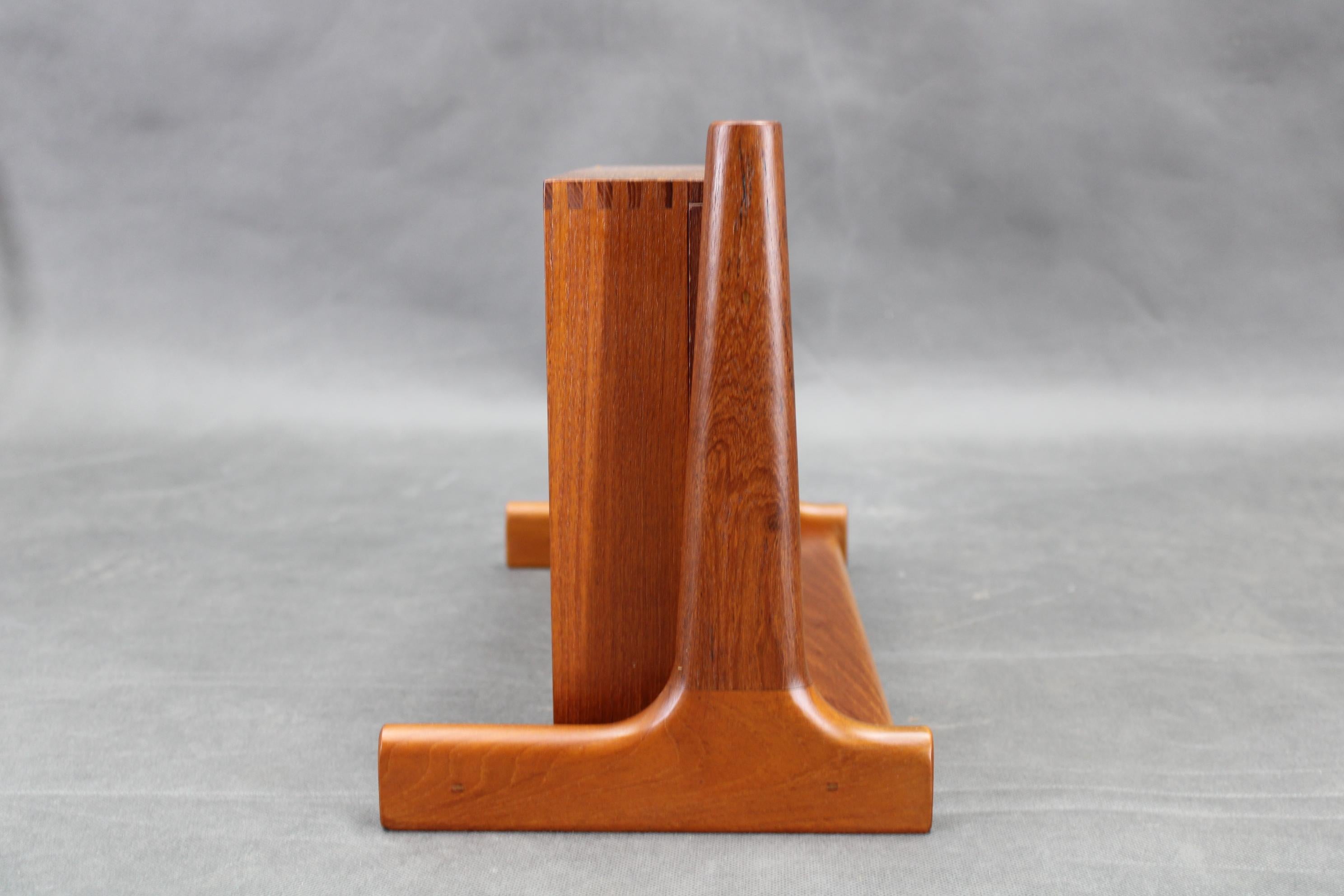 Danish 1950s Pair of Rare Borge Mogensen Teak Floating Night Stand by Dyrlund Denmark For Sale