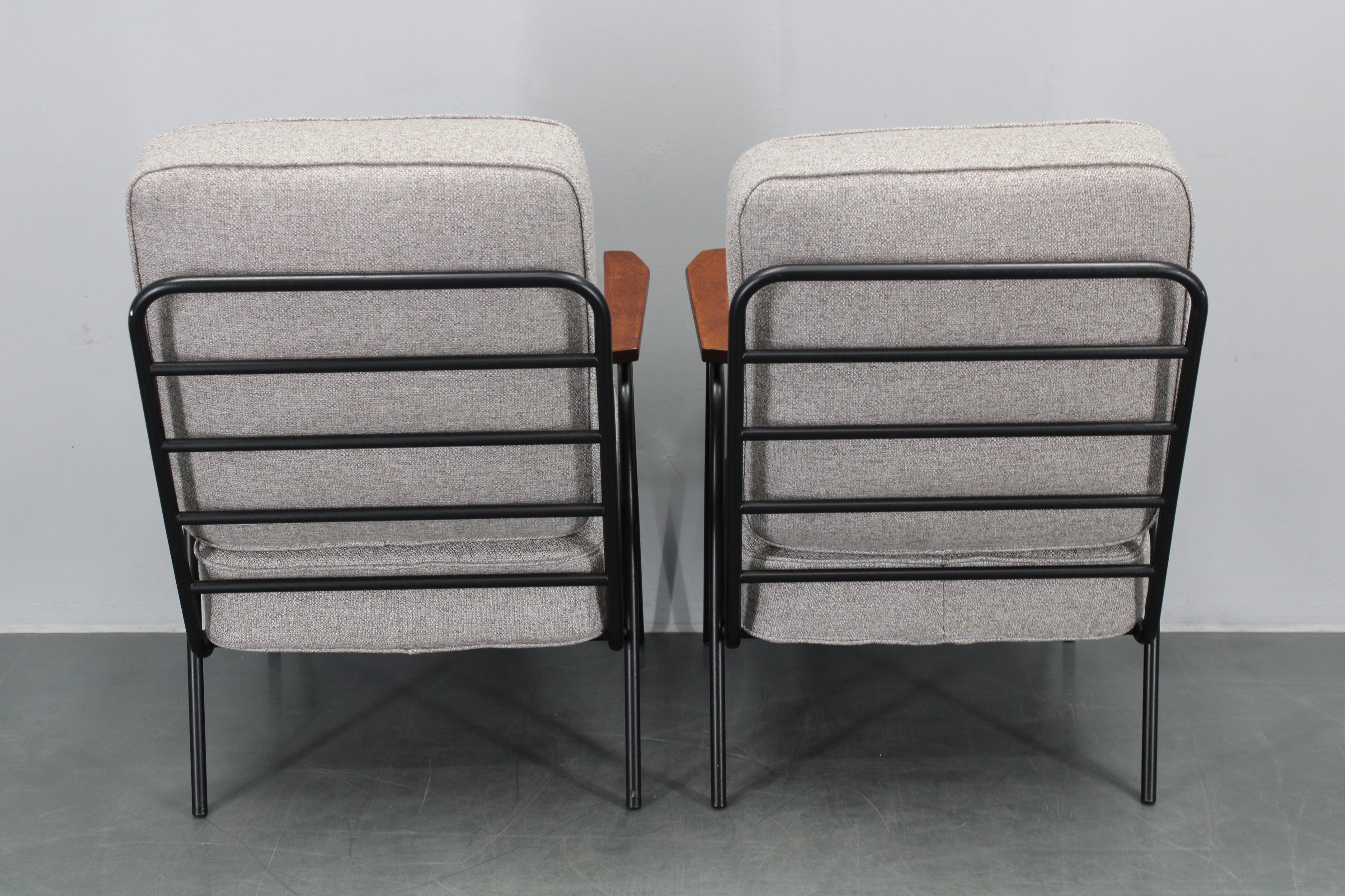 1950s Pair of Rare Restored Armchairs by RAWI, Netherland For Sale 2