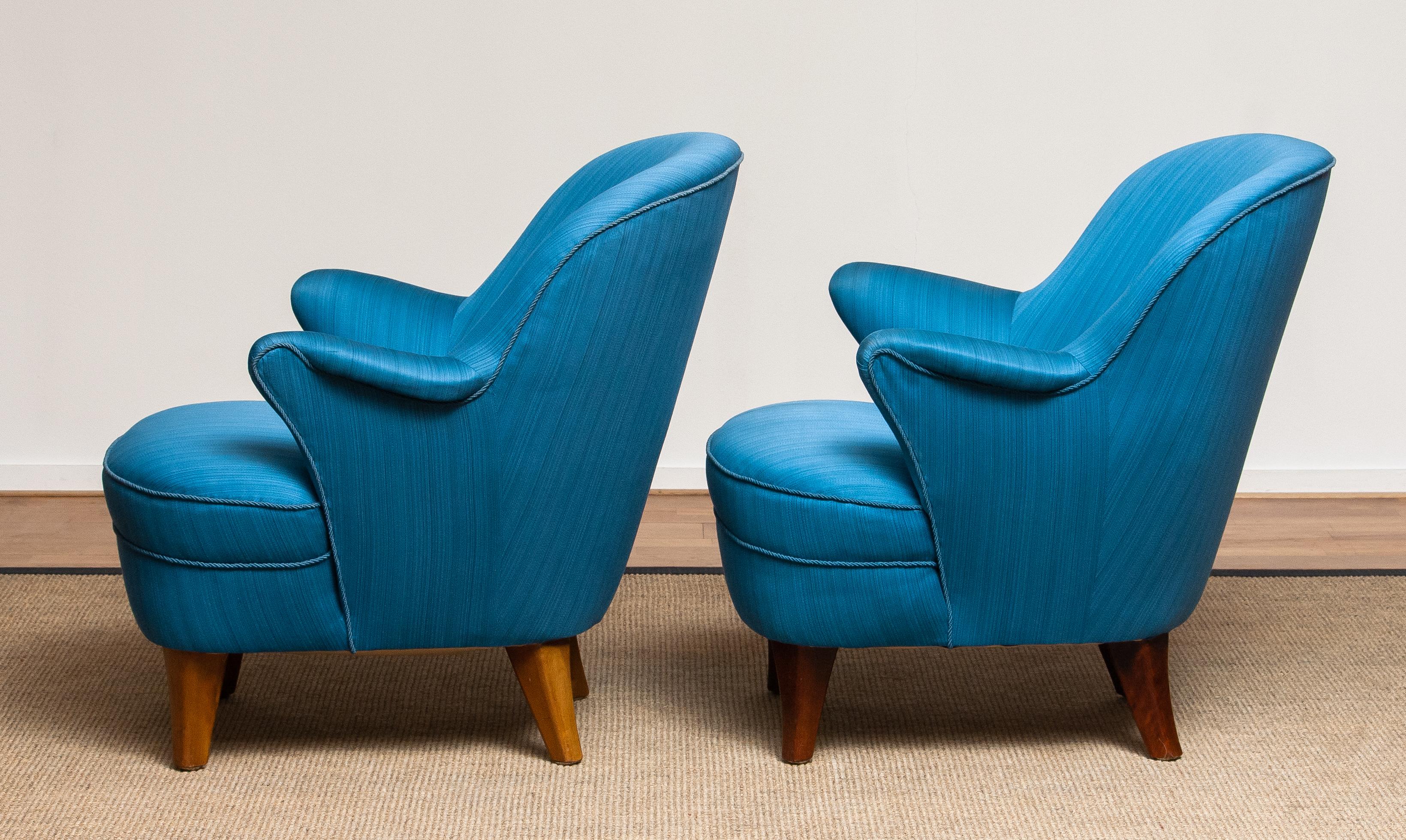 1950s Pair of Scandinavian Club Lounge Chairs in Petrol Fabric 6