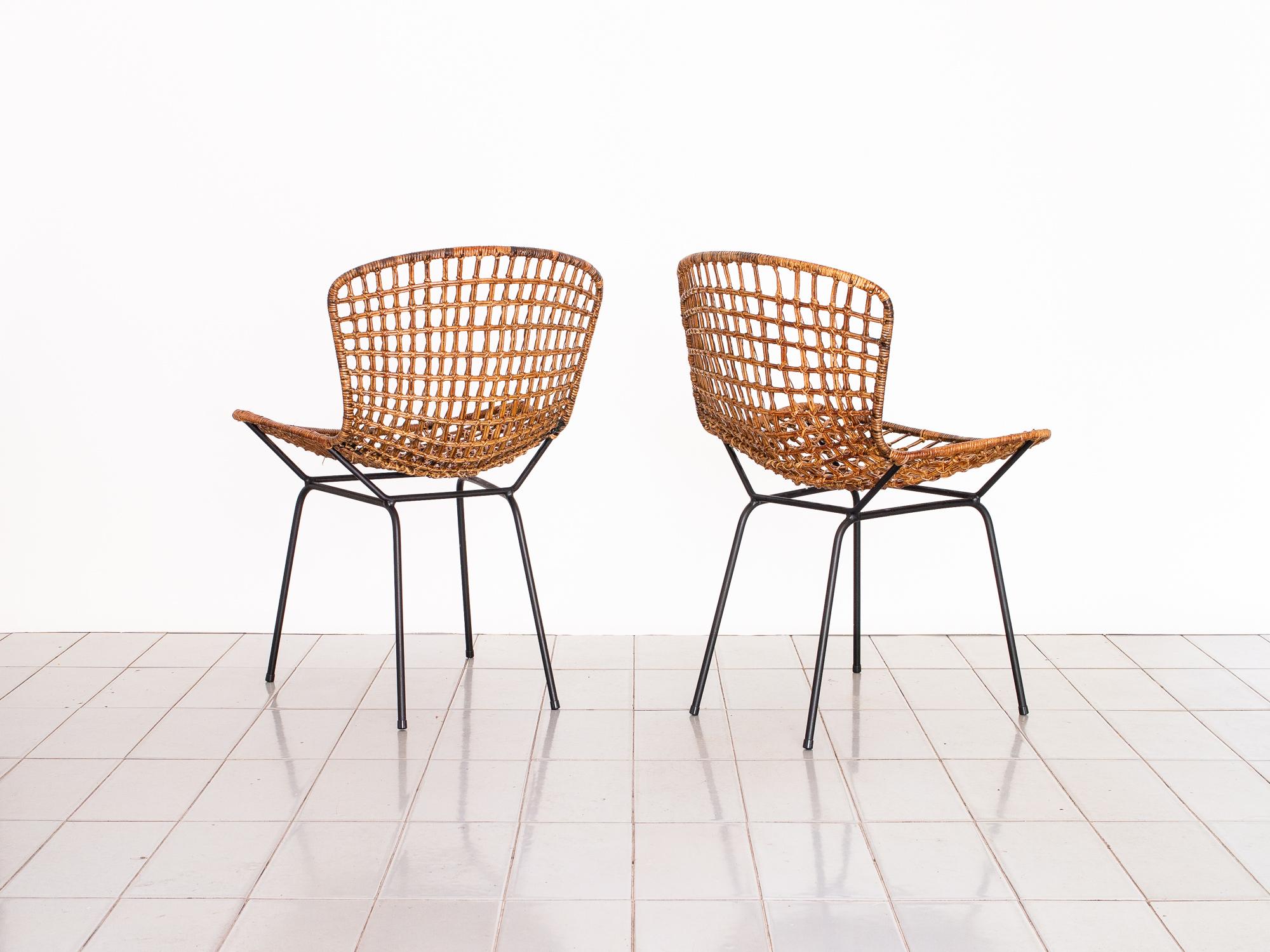 1950s Pair of Side Chairs in Iron and Reed by Carlo Hauner, Brazilian Modernism In Fair Condition In Sao Paulo, SP